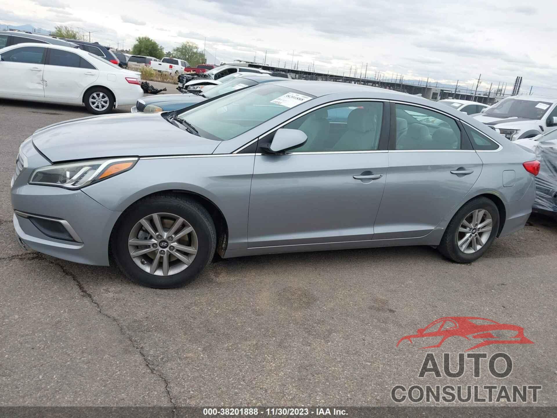 HYUNDAI SONATA 2017 - 5NPE24AF5HH521952