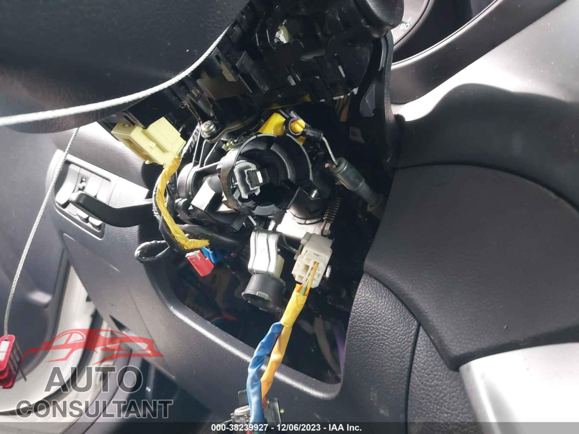 KIA RIO 2015 - KNADM4A32F6503473