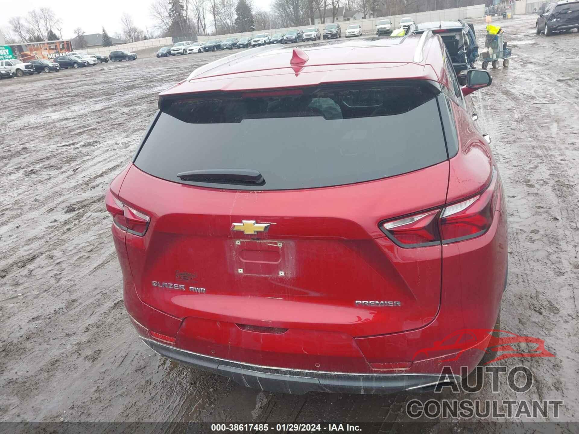 CHEVROLET BLAZER 2021 - 3GNKBLRS8MS506321