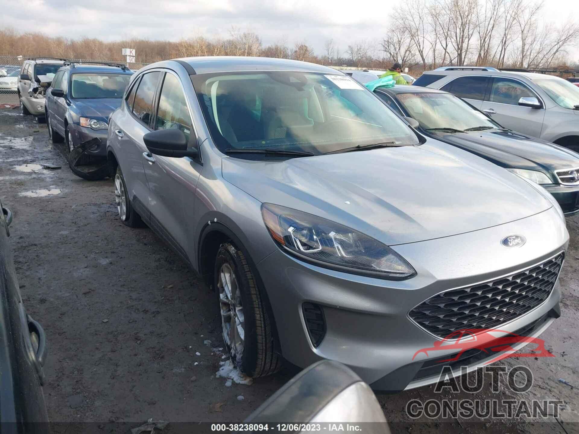 FORD ESCAPE 2022 - 1FMCU0G61NUB83559