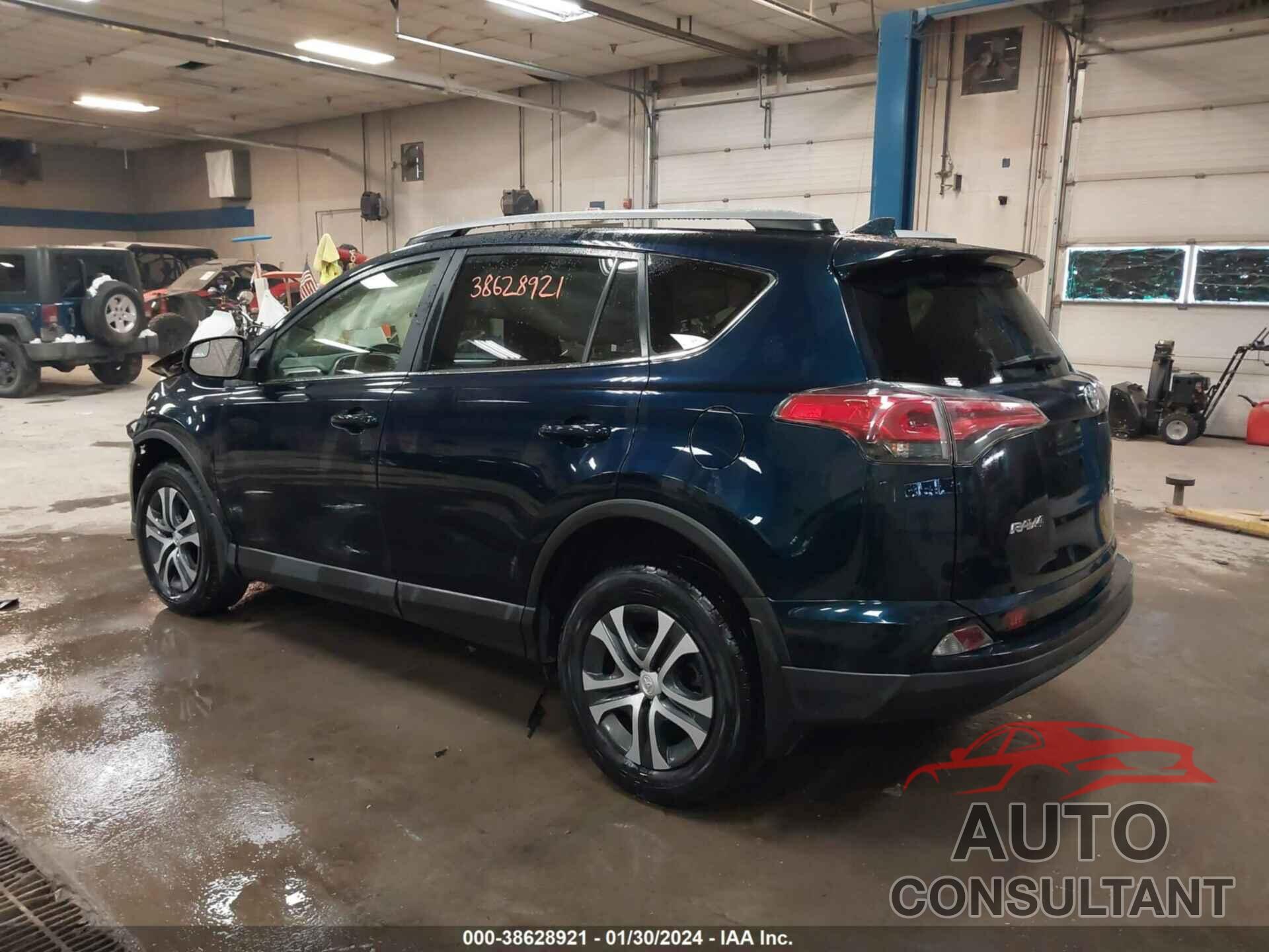 TOYOTA RAV4 2018 - JTMBFREV8JJ260996