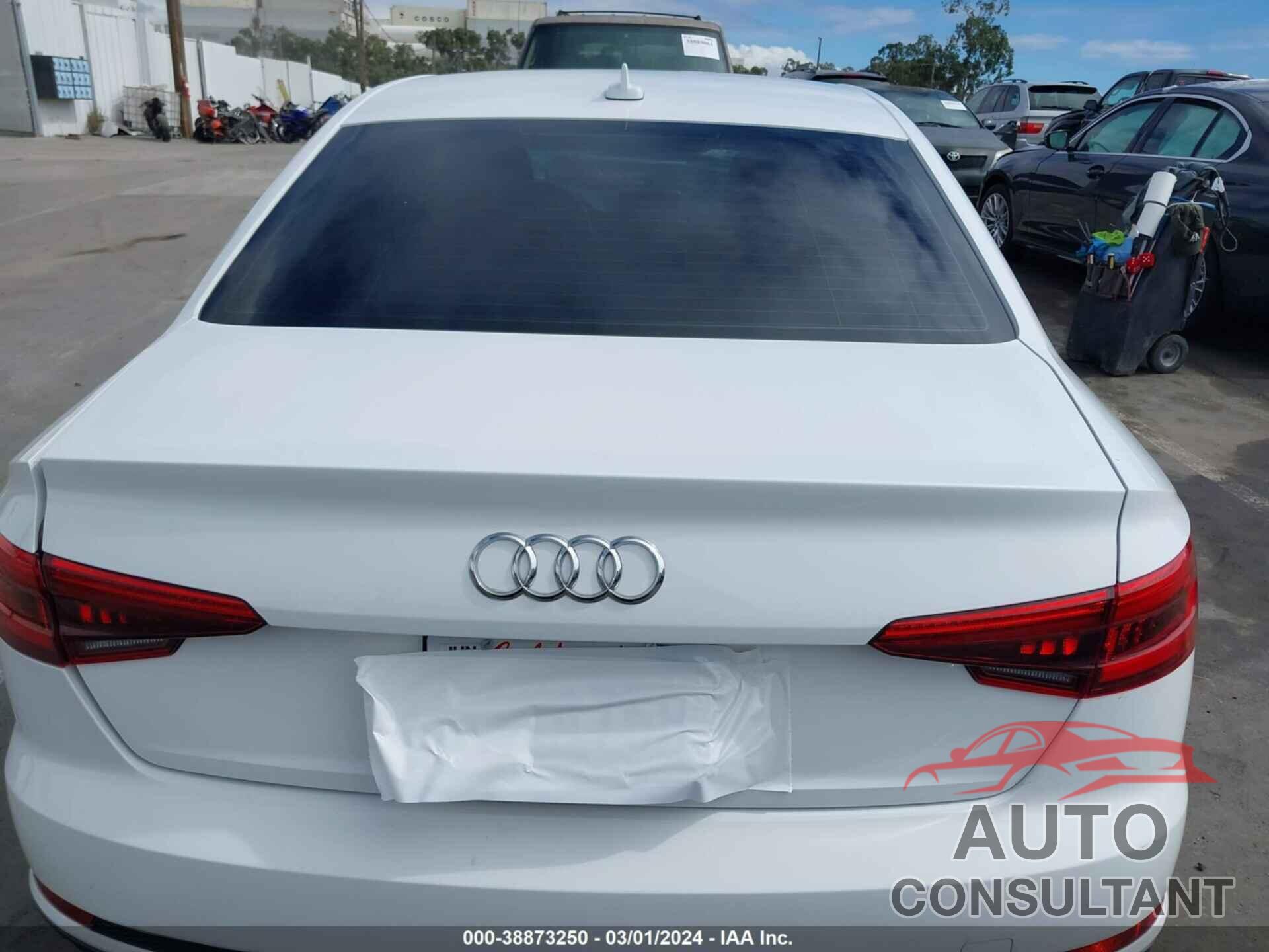 AUDI A4 2017 - WAUKMAF49HN055832