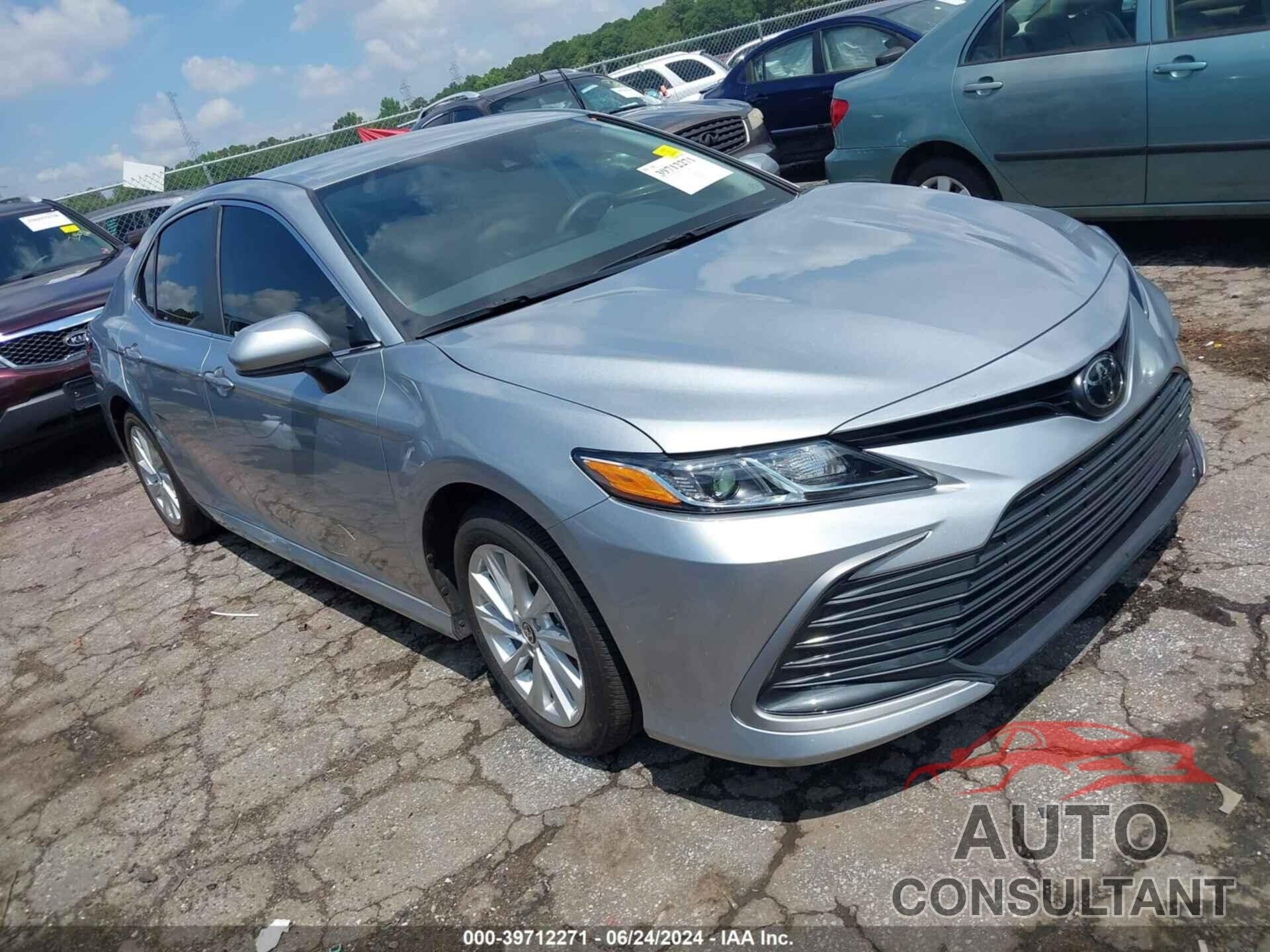 TOYOTA CAMRY 2023 - 4T1C11AKXPU745501