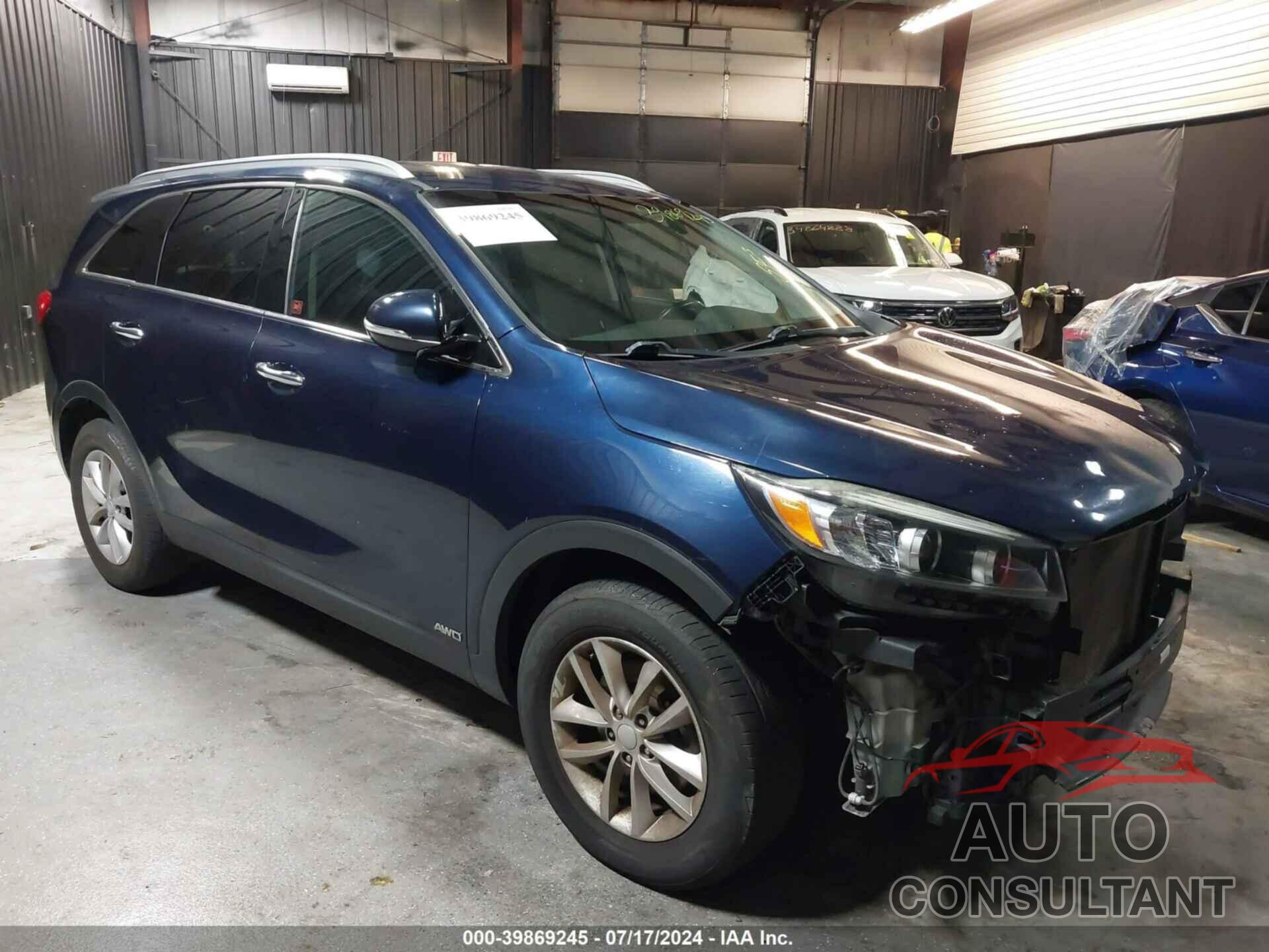 KIA SORENTO 2018 - 5XYPGDA32JG352289