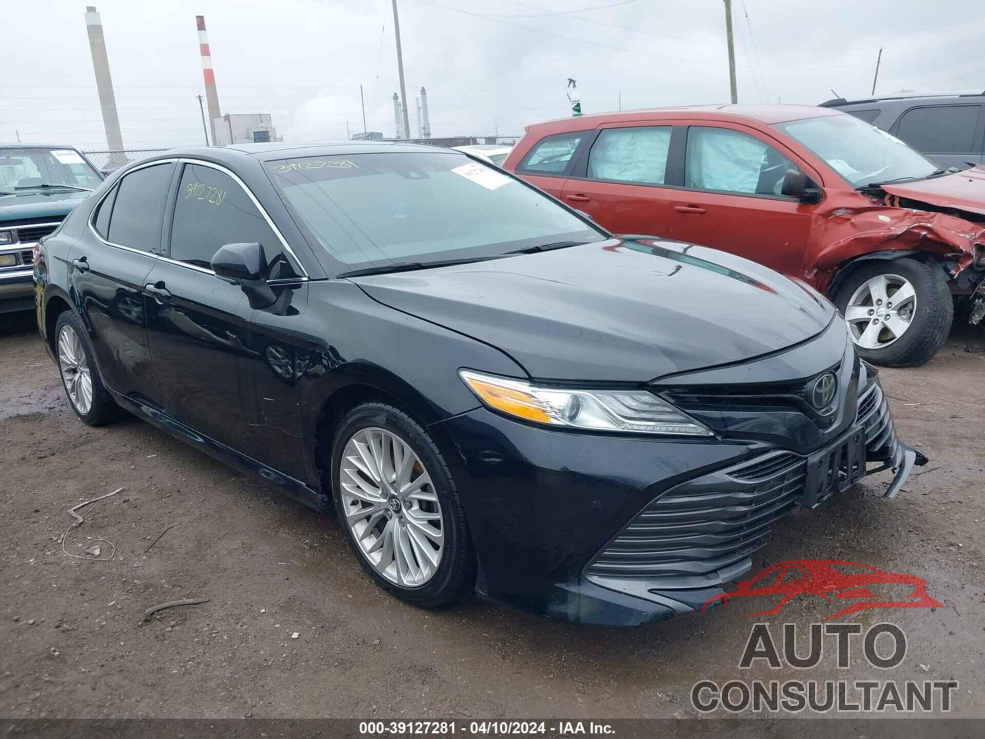 TOYOTA CAMRY 2018 - 4T1BZ1HK0JU001200
