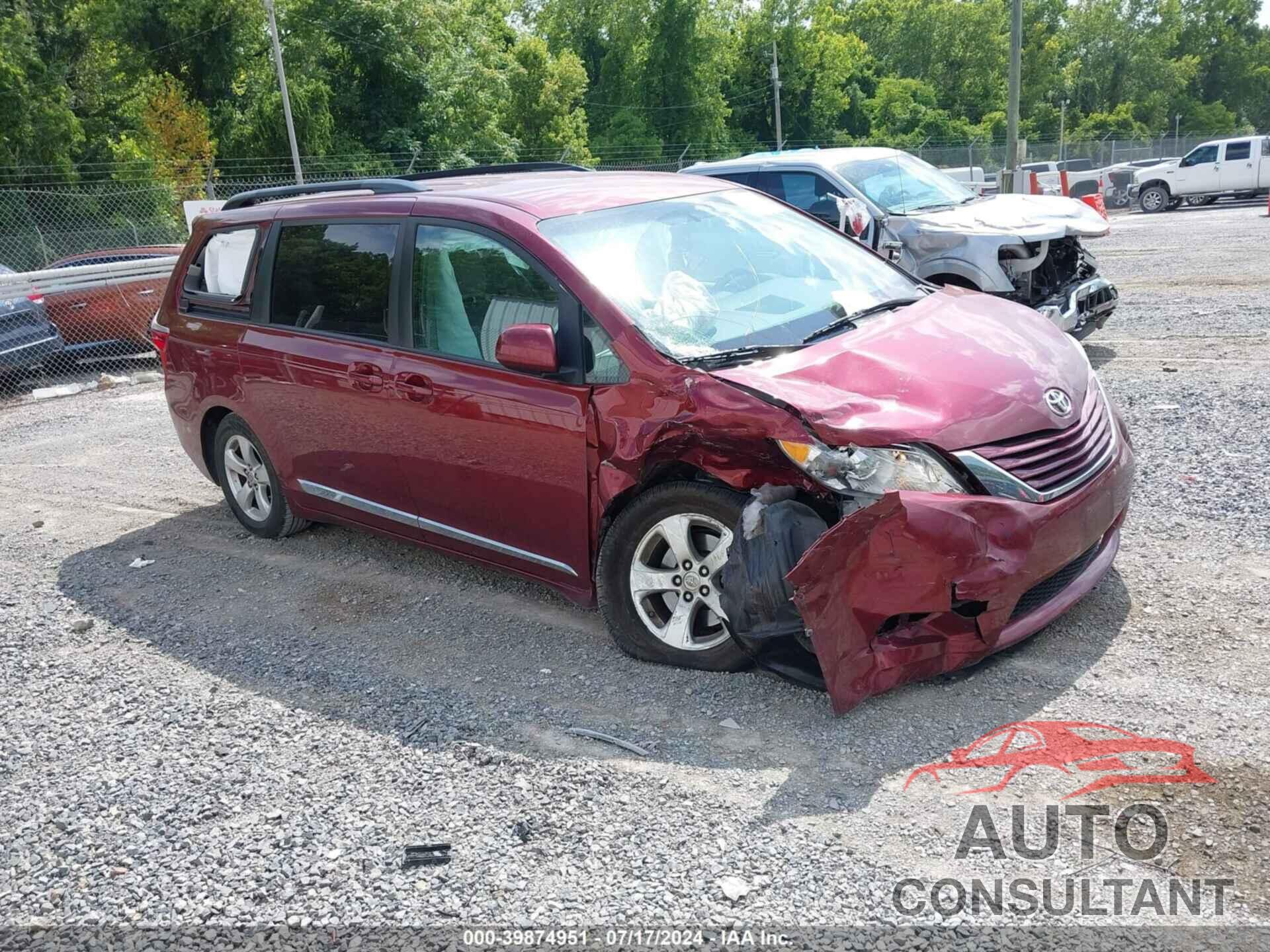 TOYOTA SIENNA 2017 - 5TDKZ3DC9HS850724