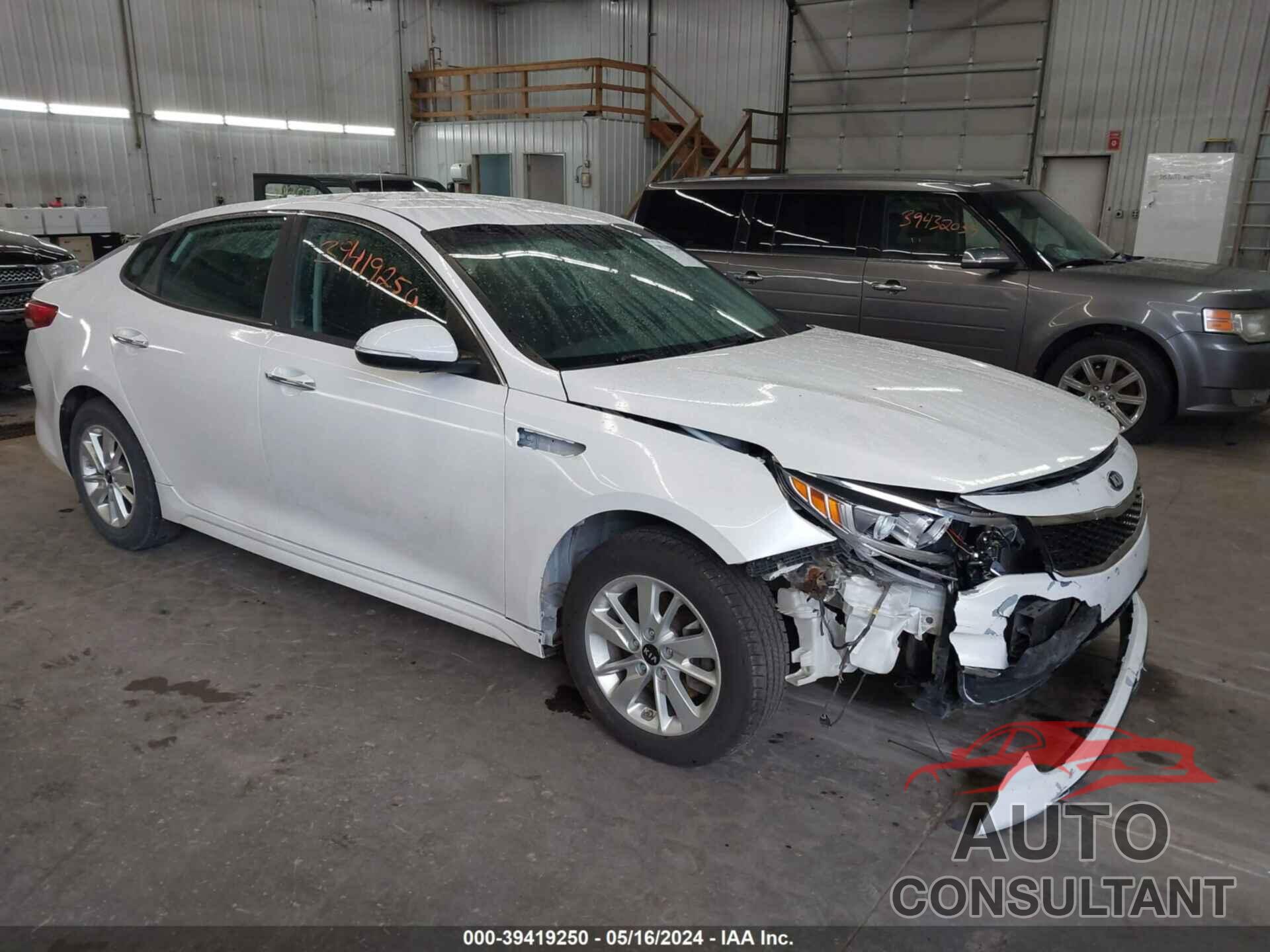KIA OPTIMA 2016 - 5XXGT4L32GG045839