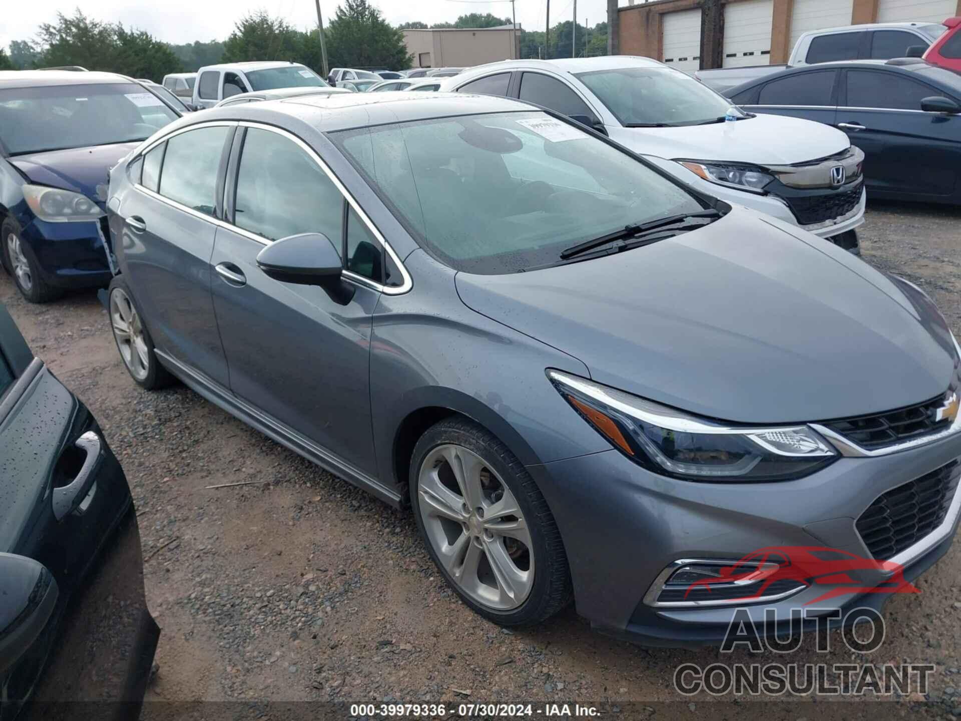 CHEVROLET CRUZE 2018 - 1G1BF5SM2J7149256