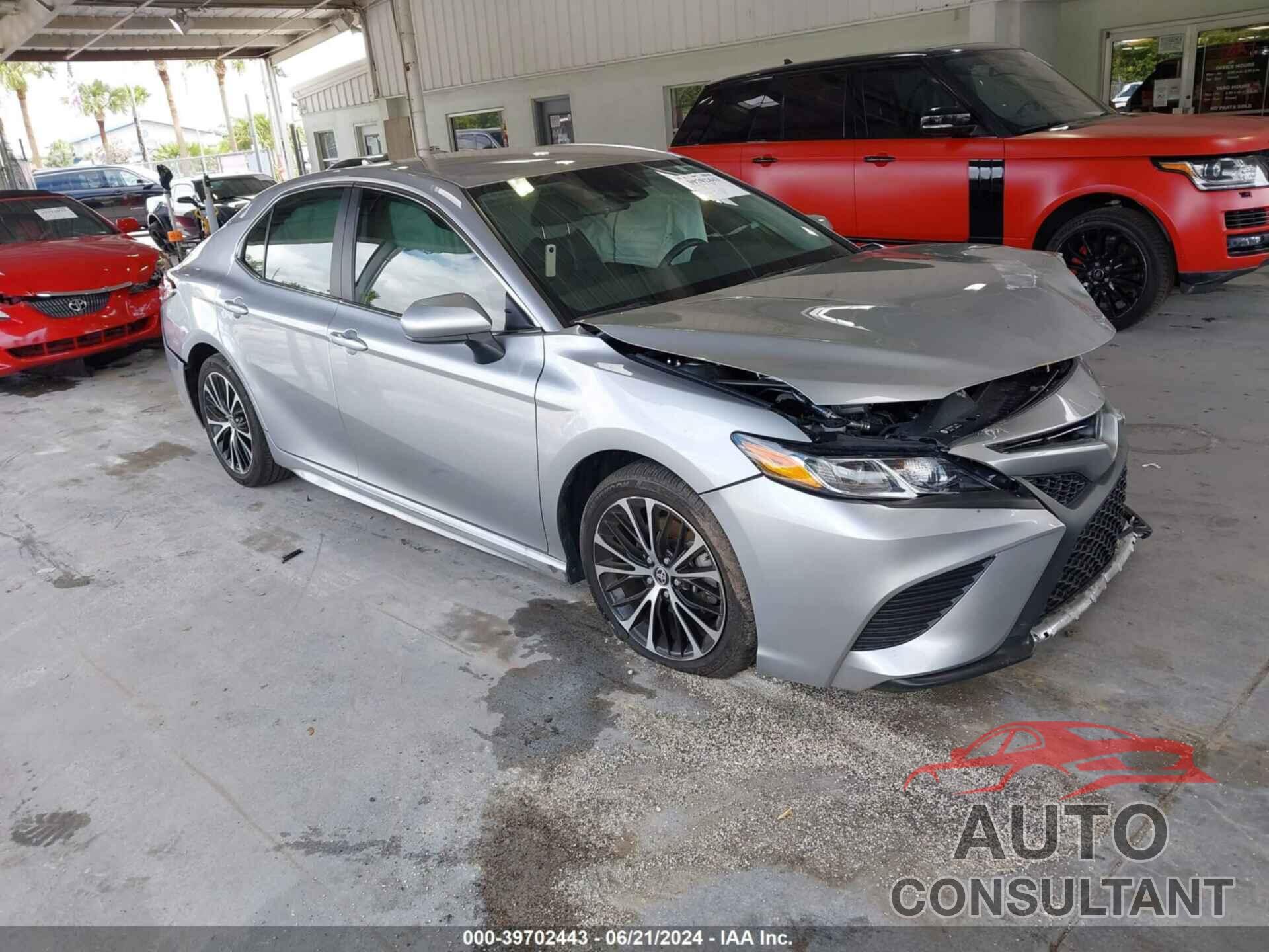 TOYOTA CAMRY 2020 - 4T1G11AK0LU969839