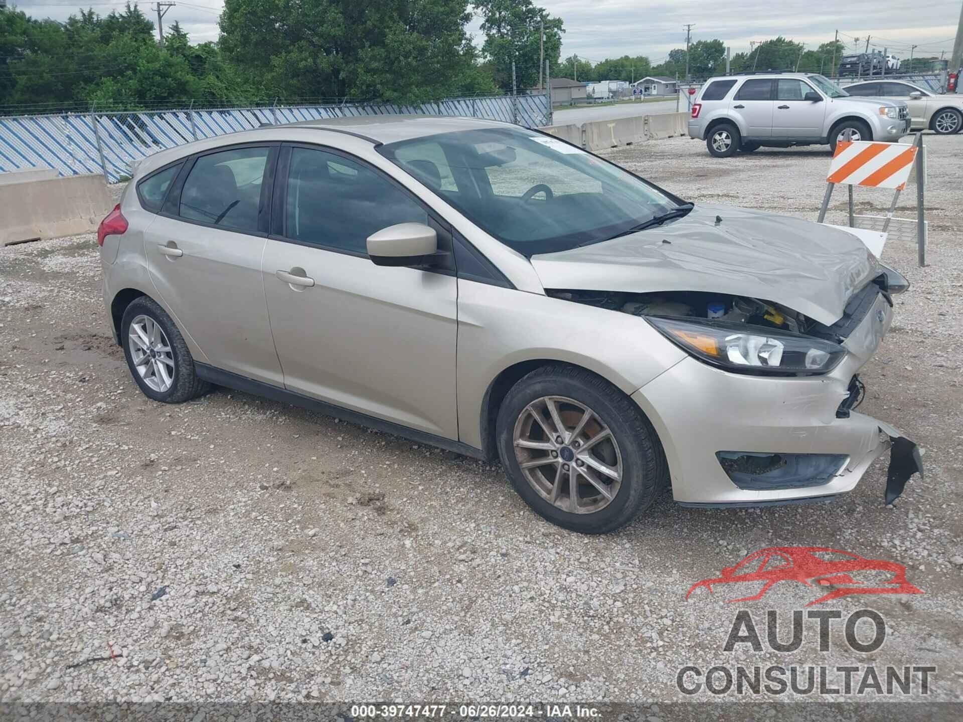 FORD FOCUS 2018 - 1FADP3K22JL330015