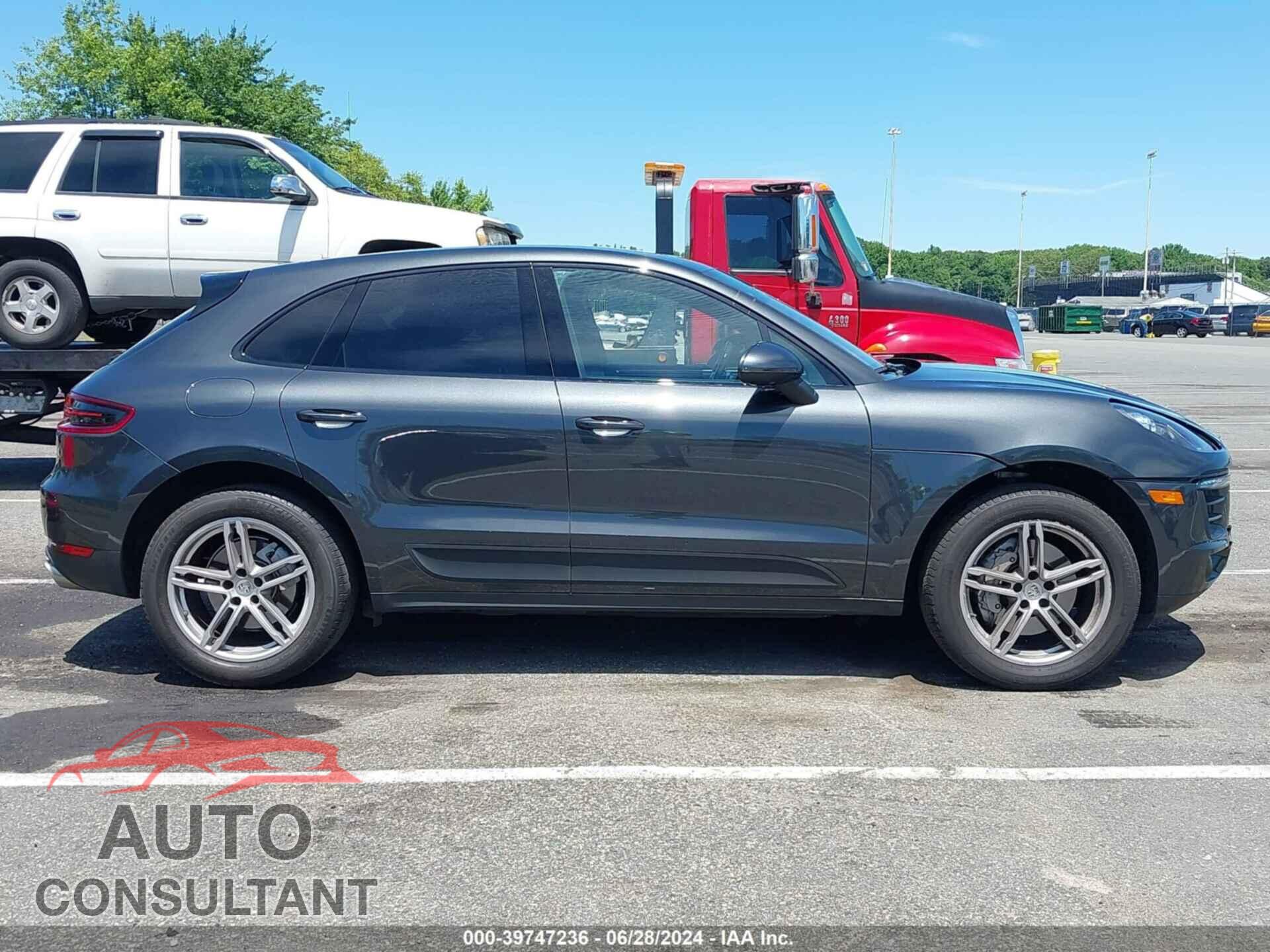 PORSCHE MACAN 2018 - WP1AB2A54JLB35775