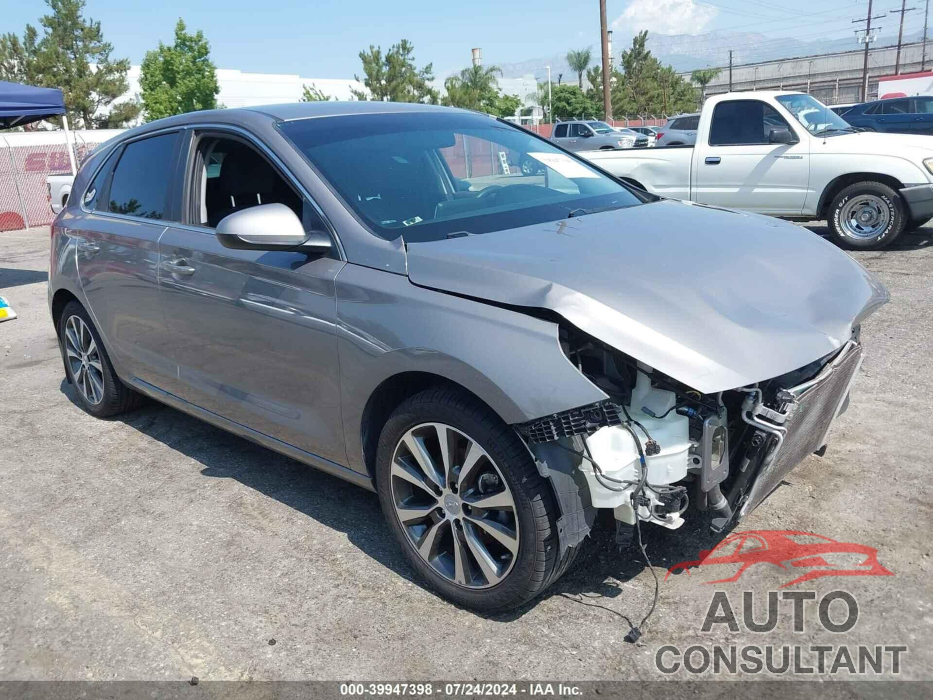 HYUNDAI ELANTRA GT 2020 - KMHH35LE8LU143933