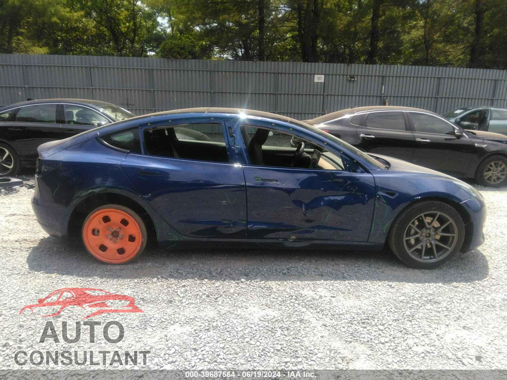 TESLA MODEL 3 2021 - 5YJ3E1EB9MF044665