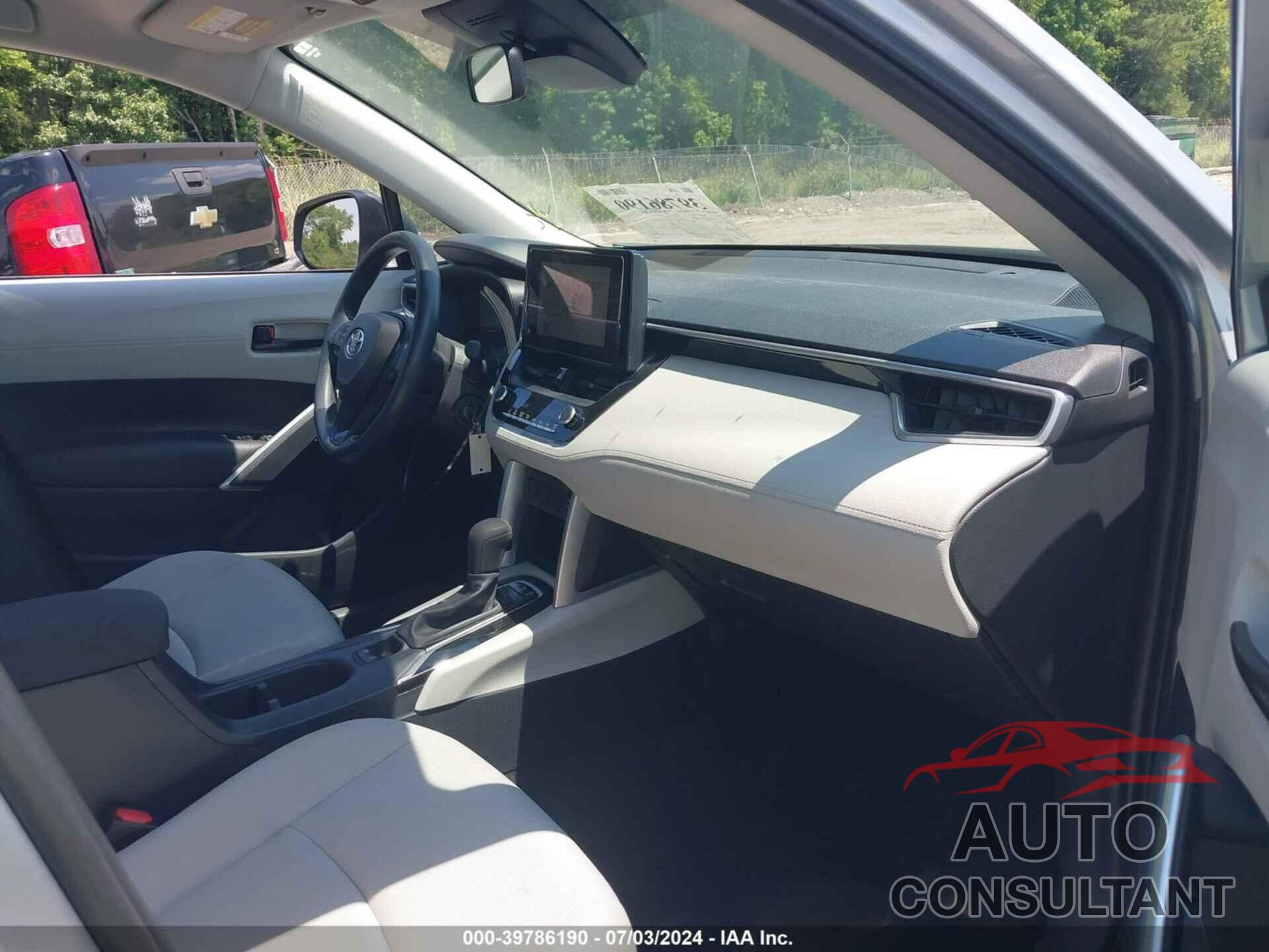 TOYOTA COROLLA CROSS 2023 - 7MUAAAAG2PV045229