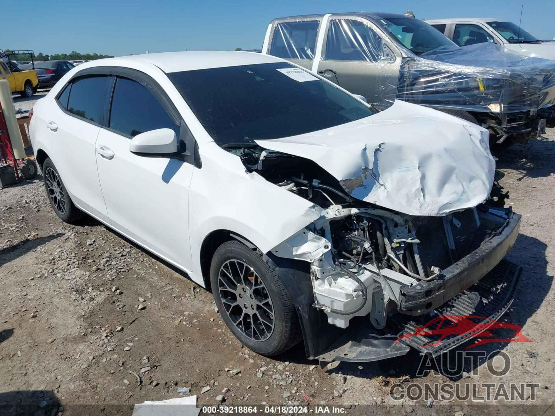TOYOTA COROLLA 2018 - 5YFBURHE2JP839995