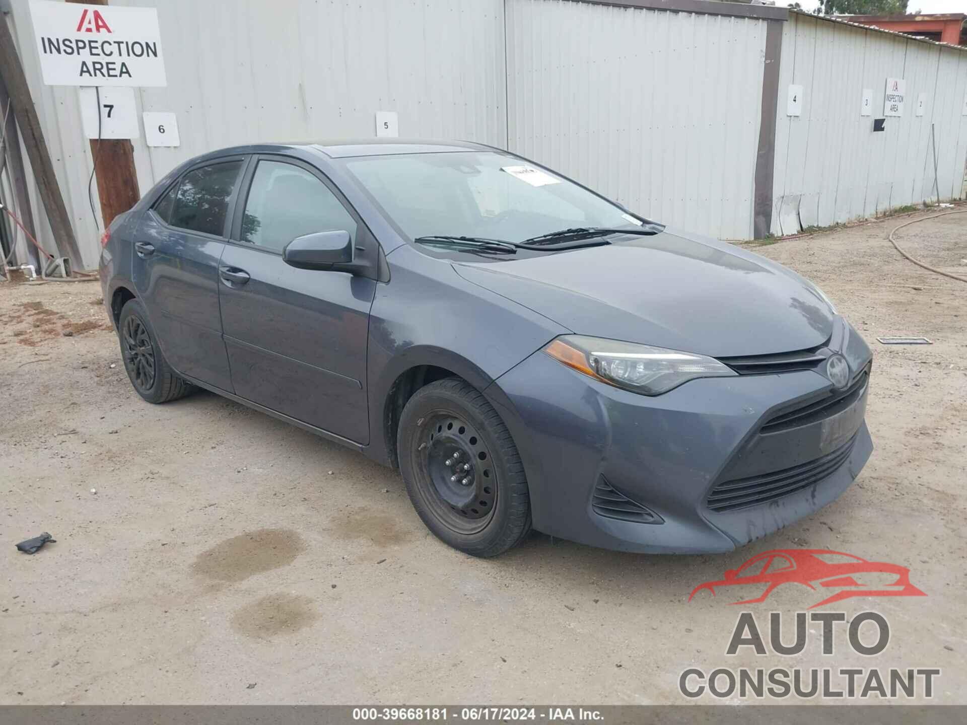 TOYOTA COROLLA 2018 - 5YFBURHE0JP821897