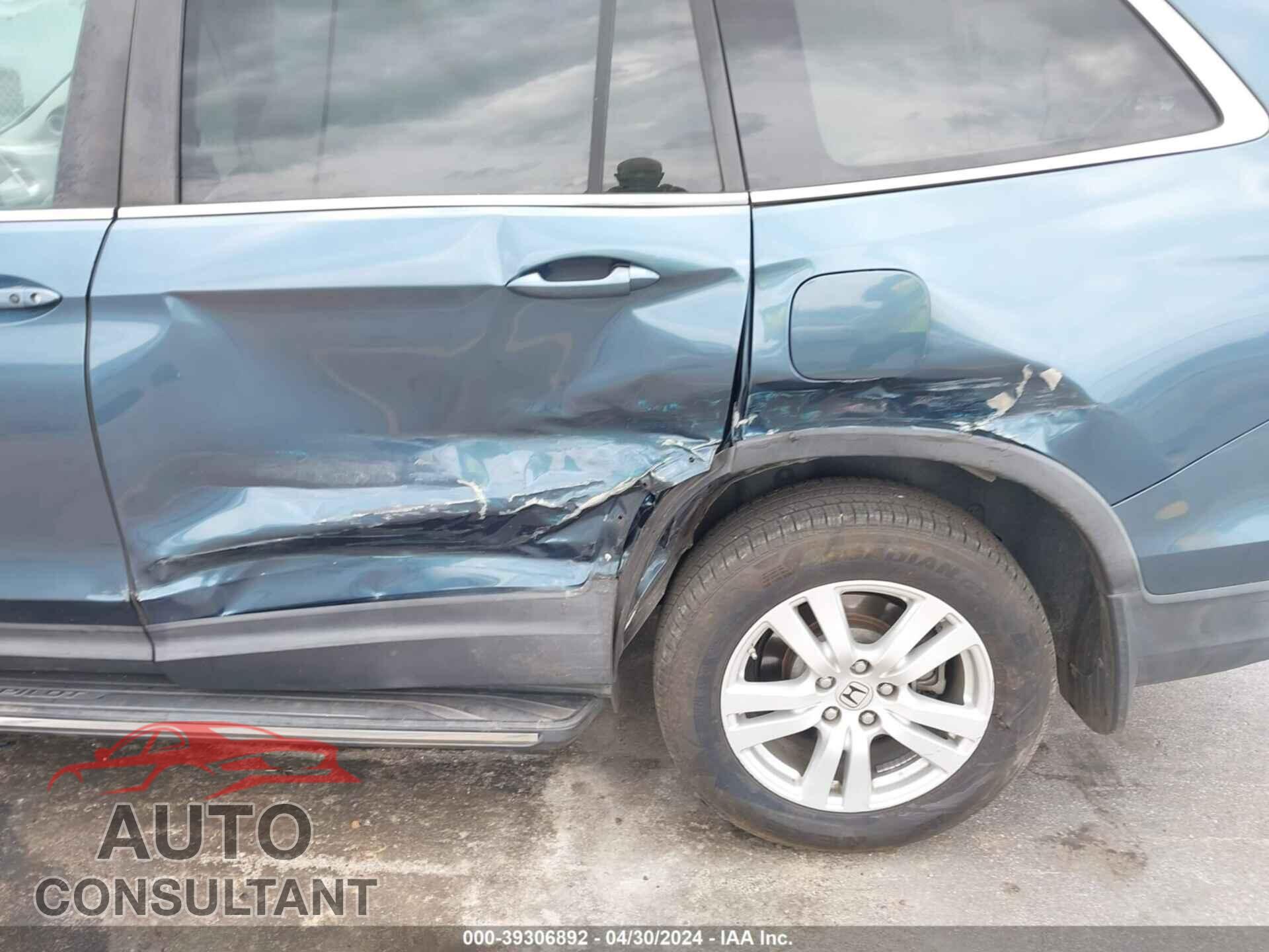HONDA PILOT 2016 - 5FNYF5H75GB016271