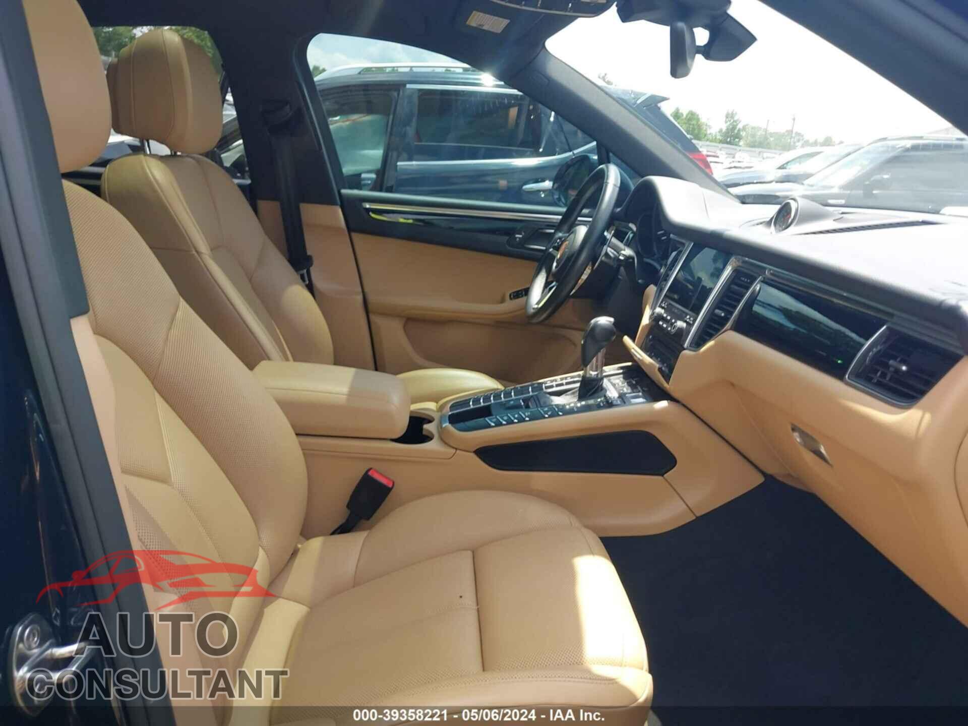 PORSCHE MACAN 2018 - WP1AA2A54JLB19109
