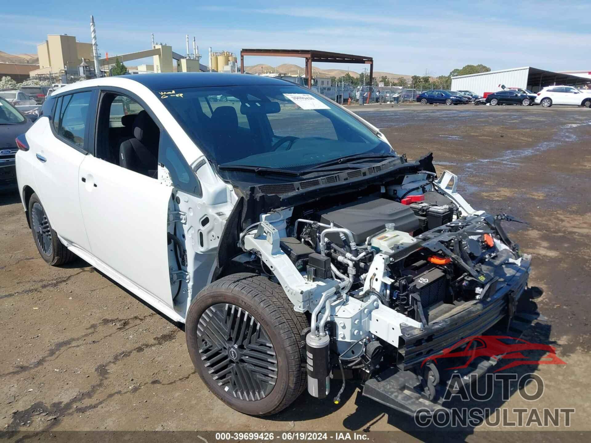 NISSAN LEAF 2024 - 1N4CZ1CV0RC551014