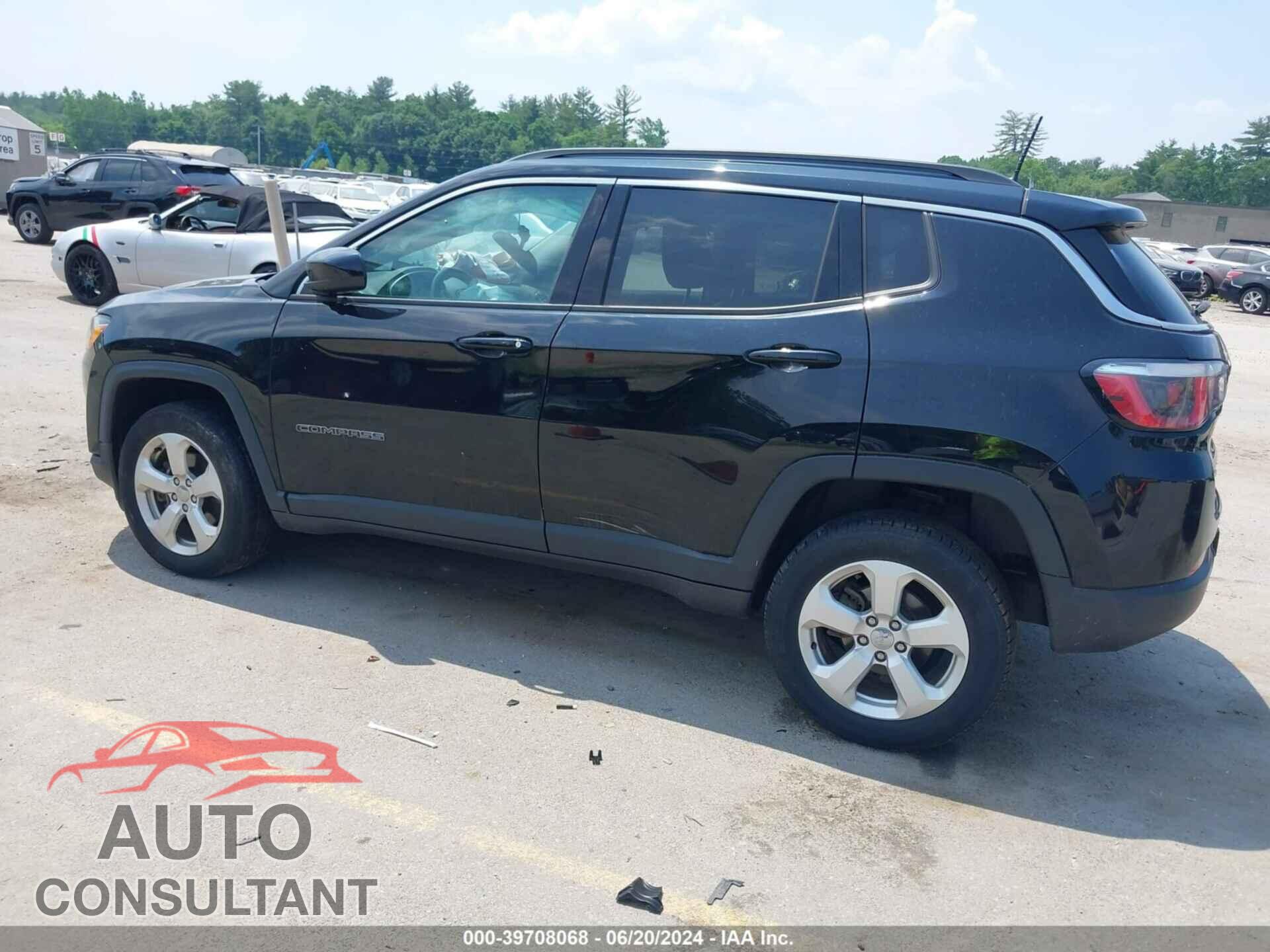 JEEP COMPASS 2018 - 3C4NJDBB3JT179924