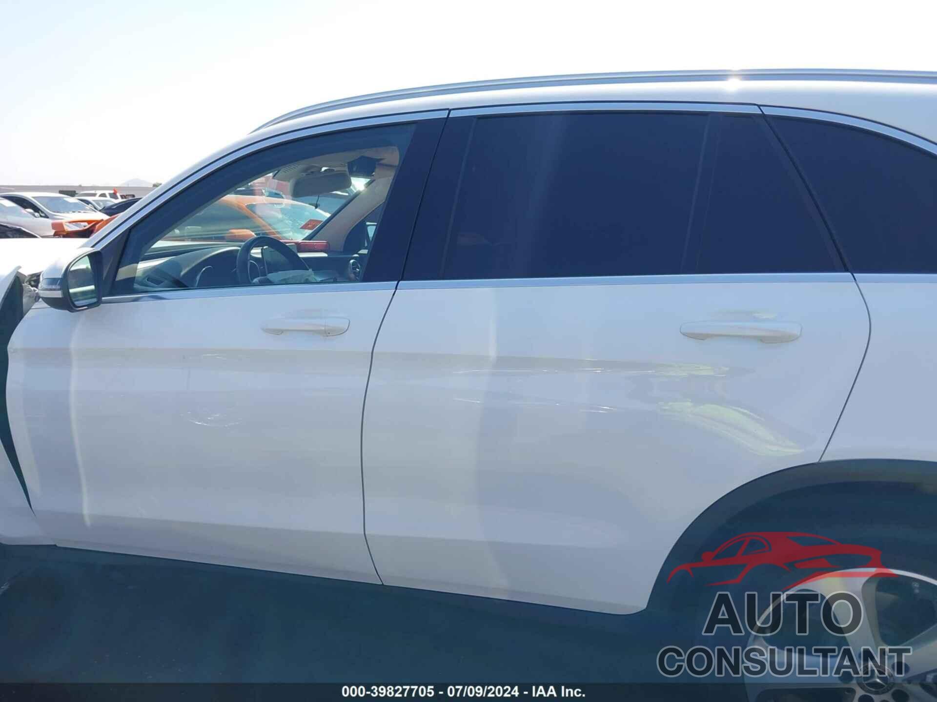 MERCEDES-BENZ GLC 300 2019 - WDC0G4JB9KV173566