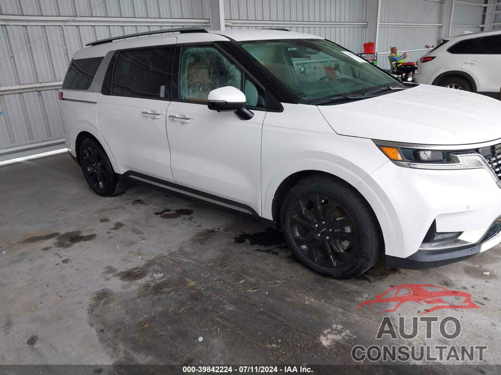 KIA CARNIVAL MPV 2023 - KNDNE5H34P6222826