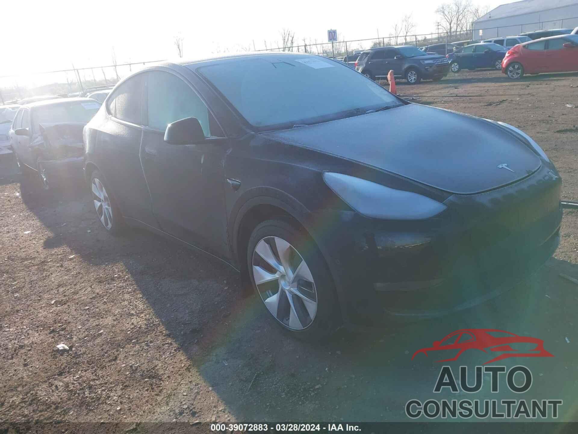 TESLA MODEL Y 2021 - 5YJYGAEE4MF188117