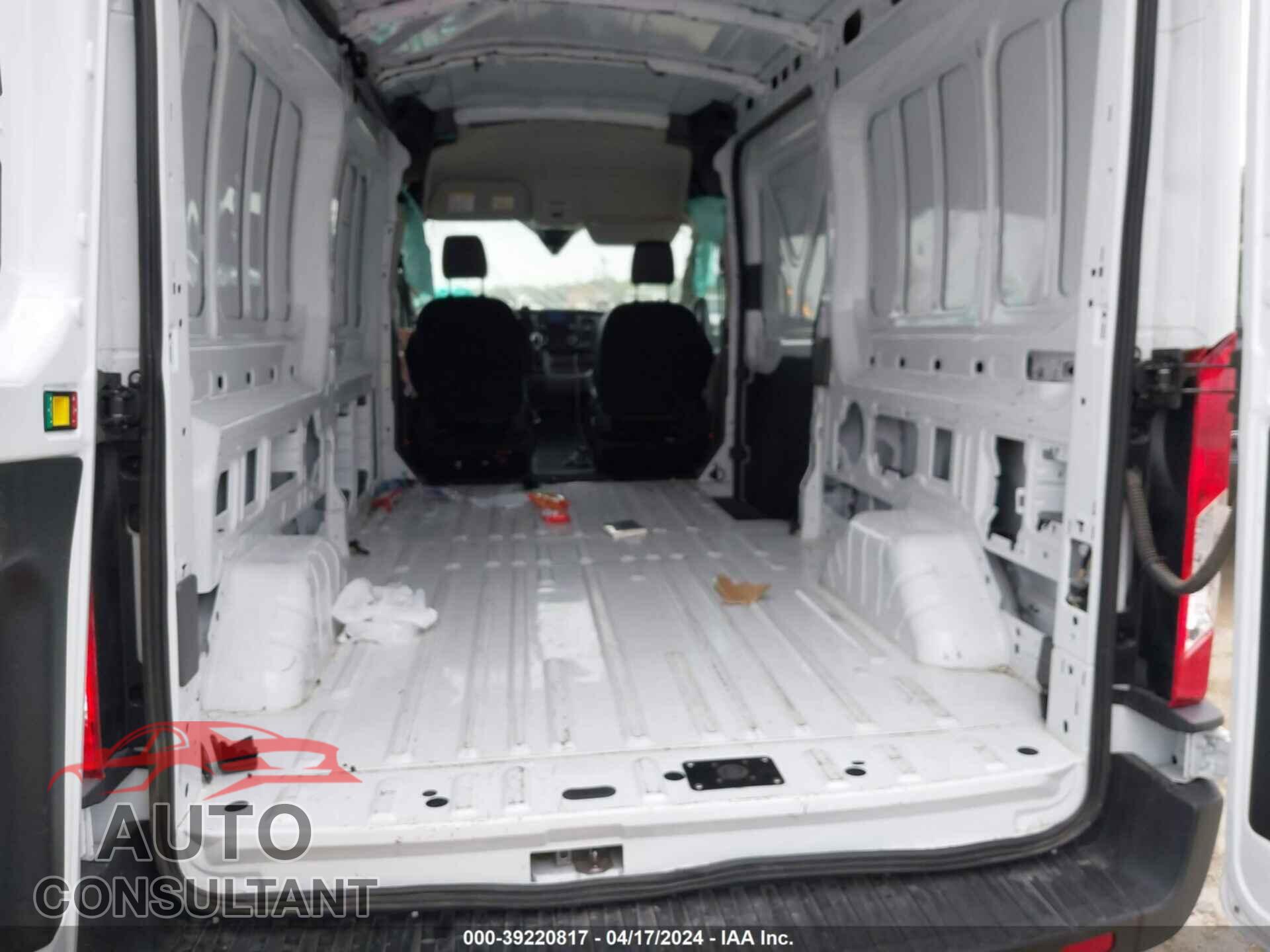 FORD TRANSIT 2023 - 1FTBR1C82PKA96878