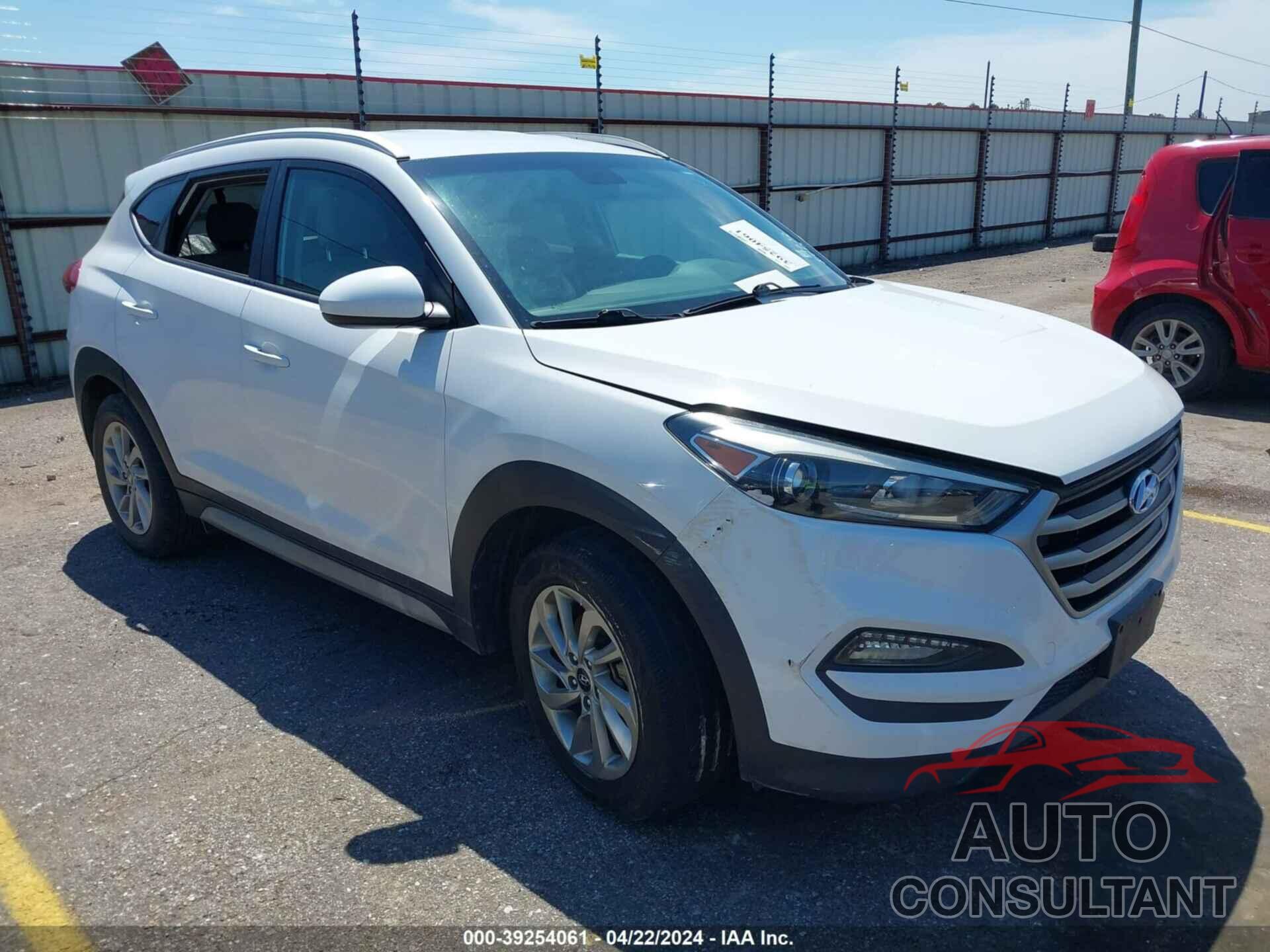 HYUNDAI TUCSON 2018 - KM8J33A49JU713886