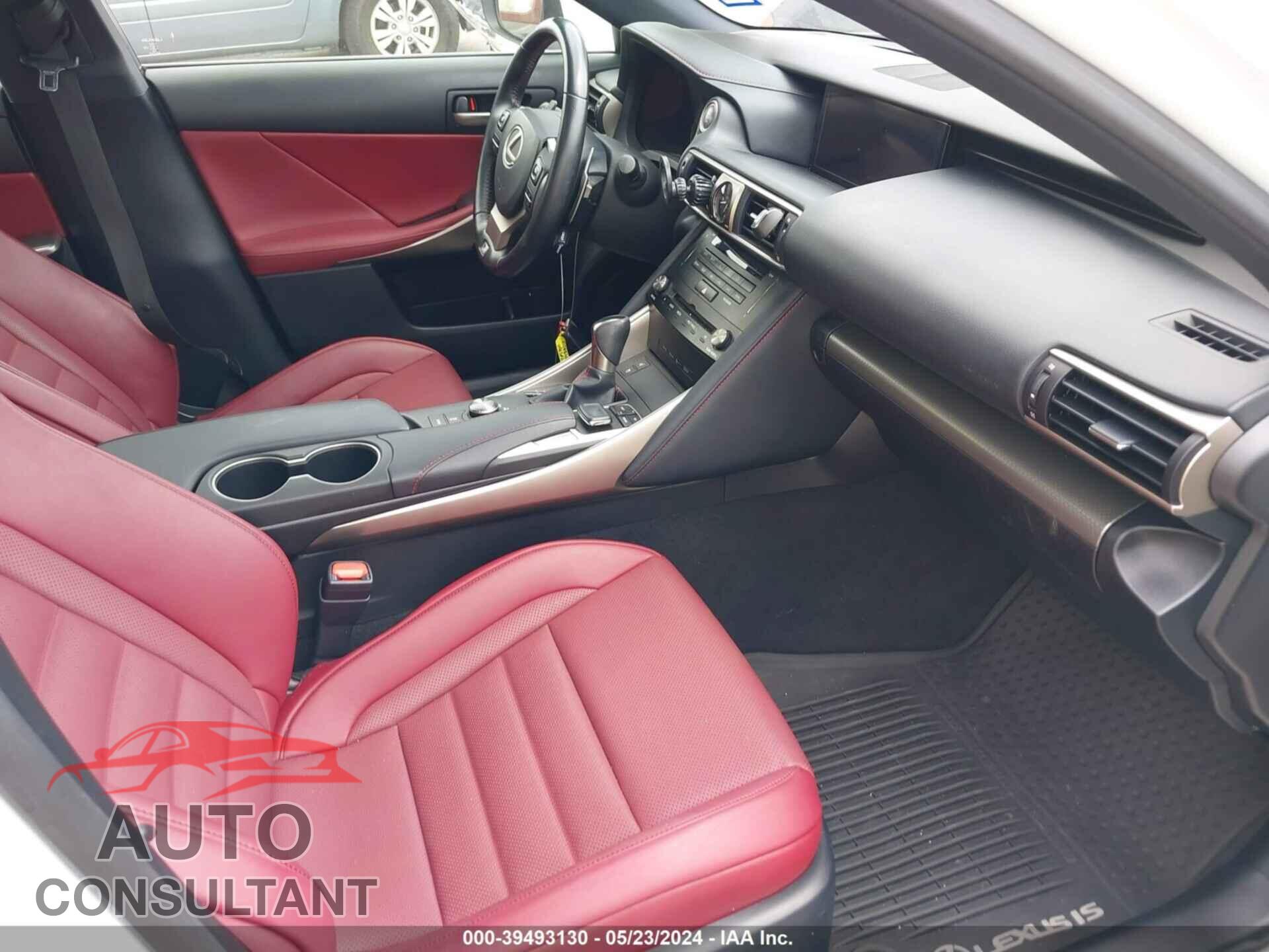 LEXUS IS 2017 - JTHBA1D2XH5046245