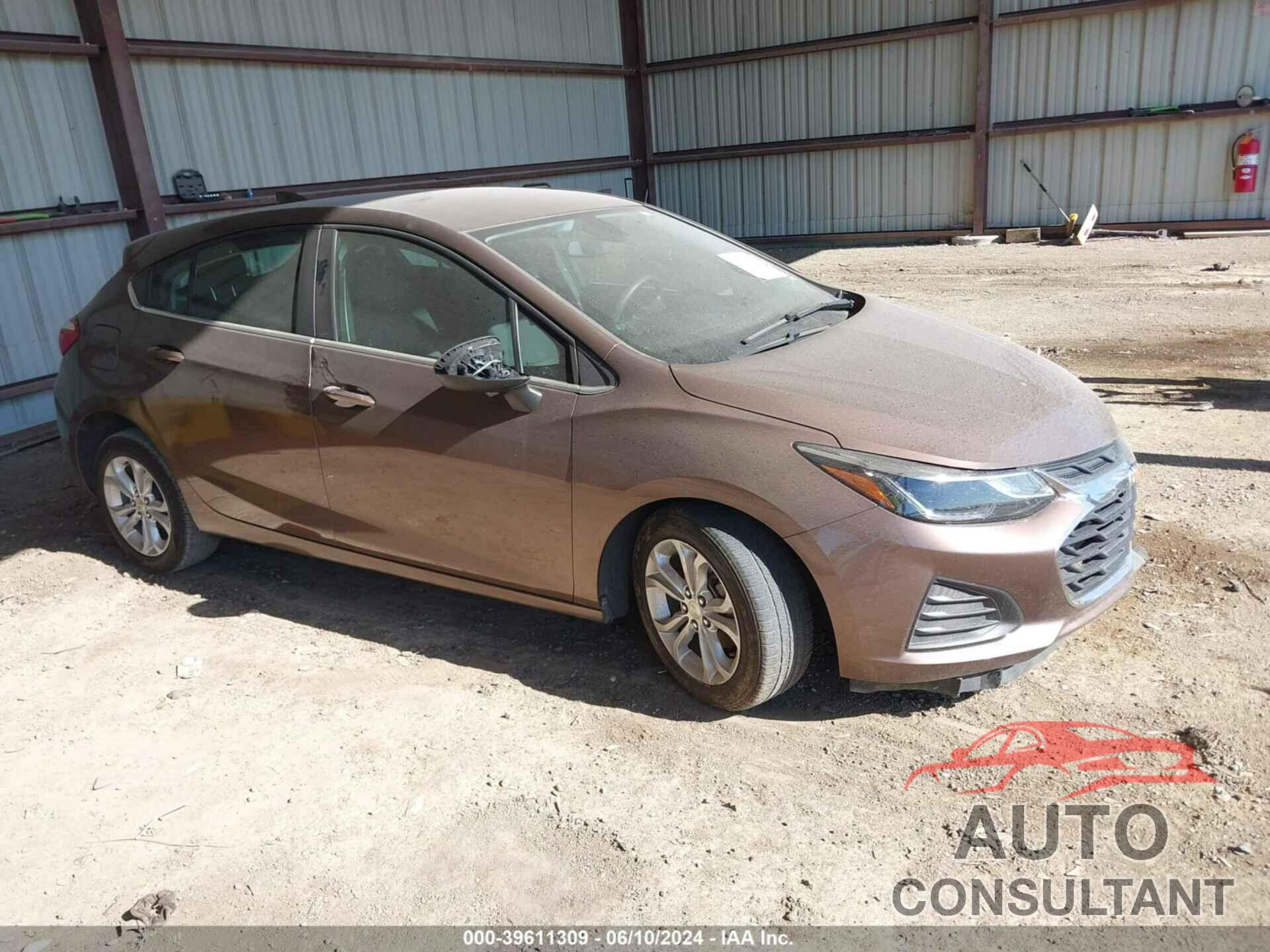 CHEVROLET CRUZE 2019 - 3G1BE6SM2KS607180