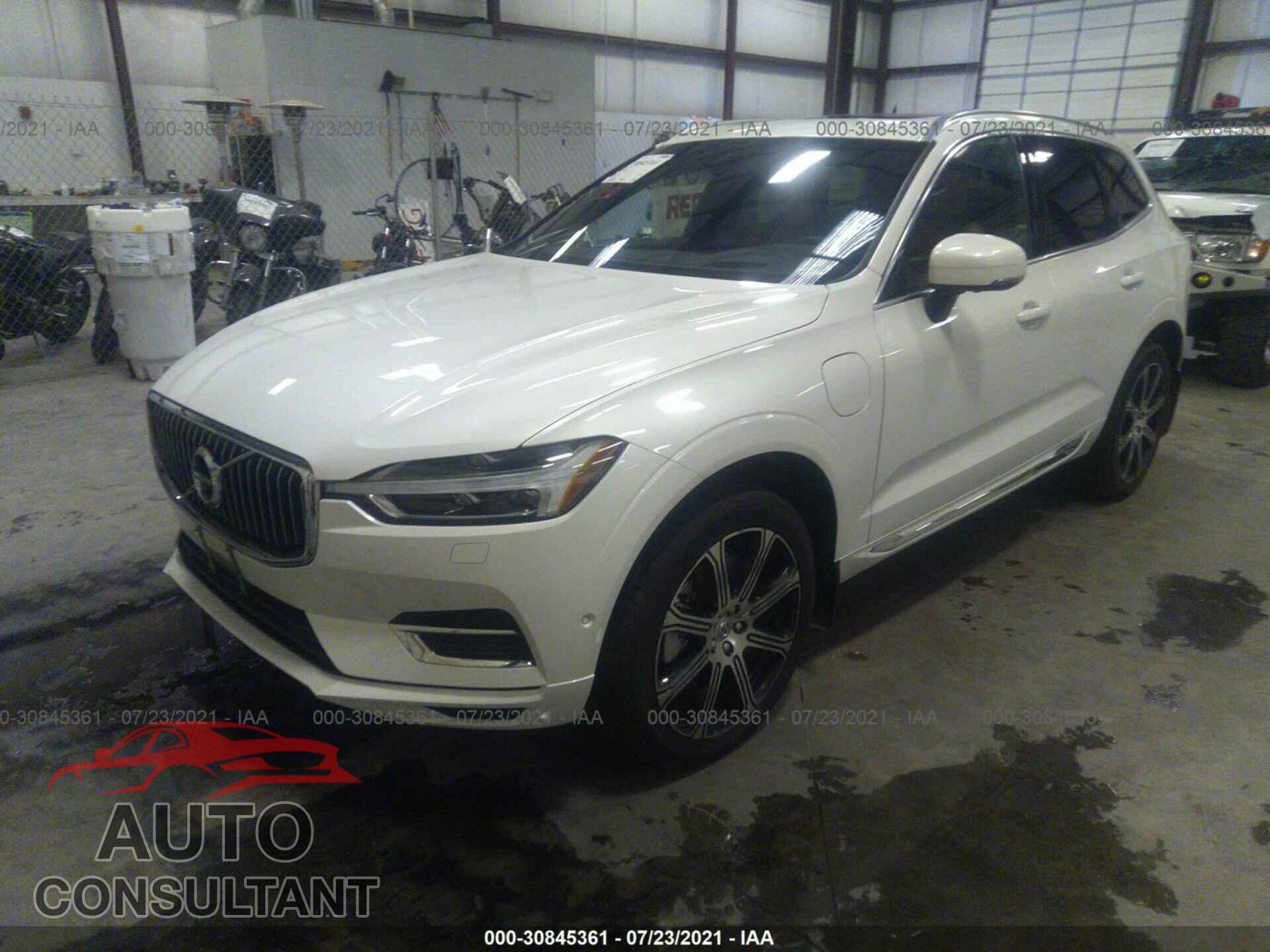 VOLVO XC60 2019 - LYVBR0DL1KB187225