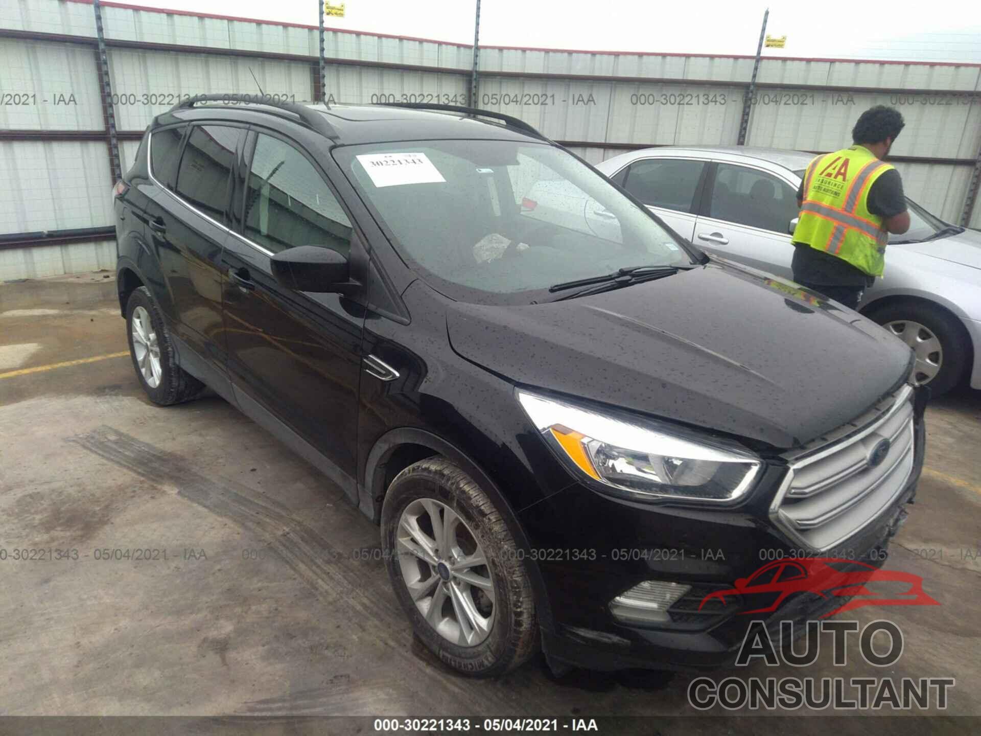 FORD ESCAPE 2018 - 1FMCU0GD4JUD19823