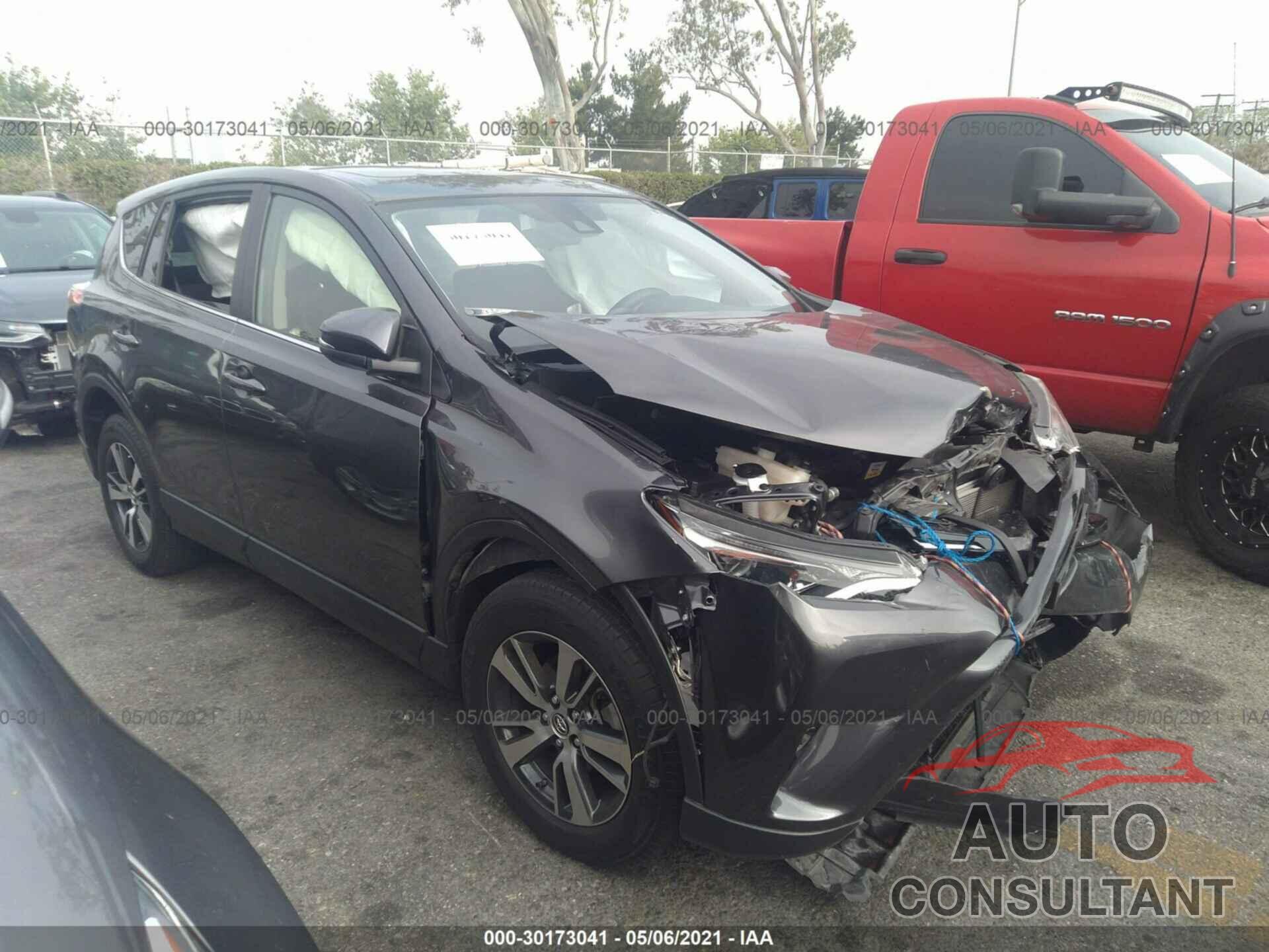 TOYOTA RAV4 2018 - JTMWFREVXJJ734190