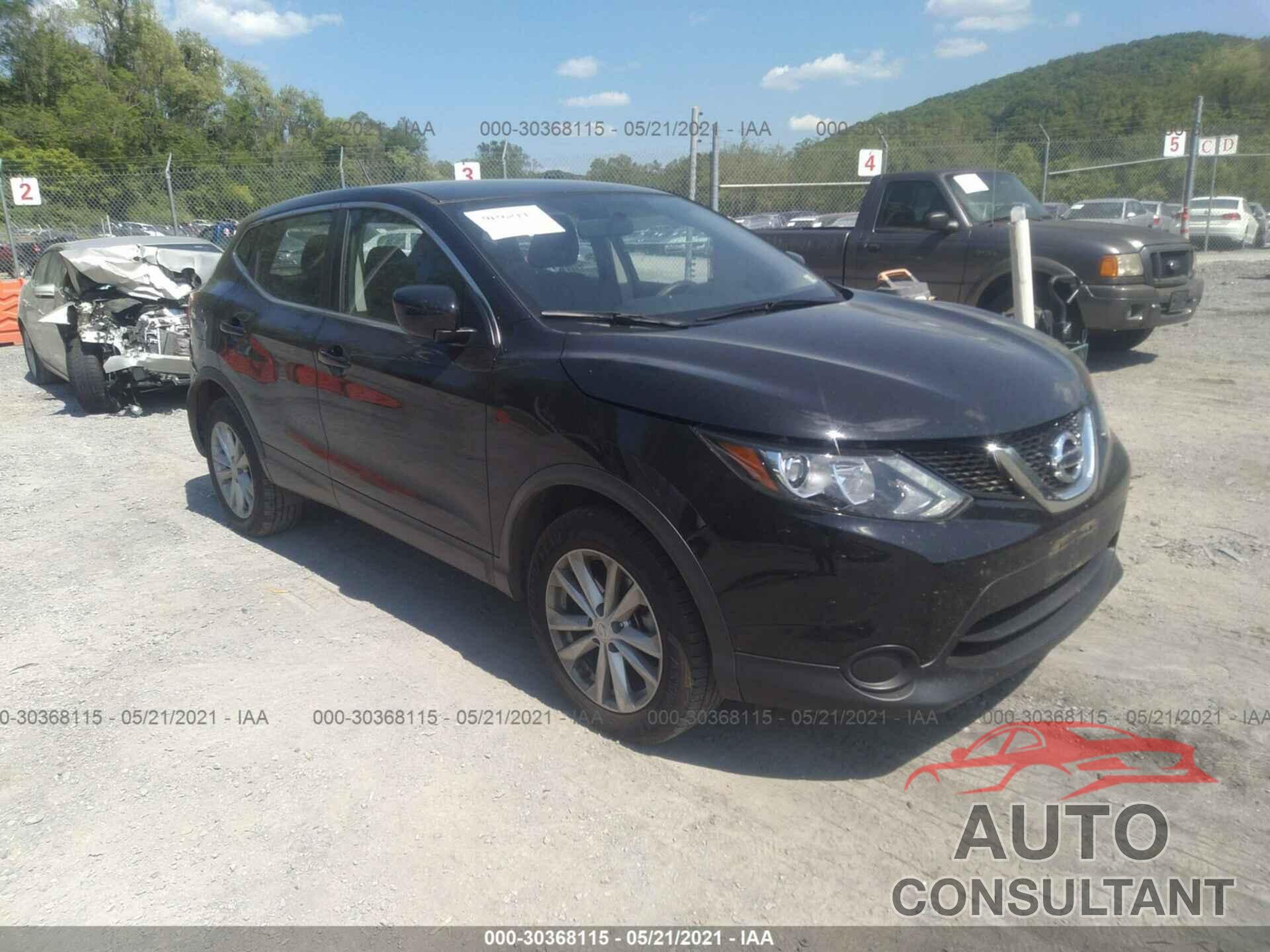 NISSAN ROGUE SPORT 2018 - JN1BJ1CR0JW200271