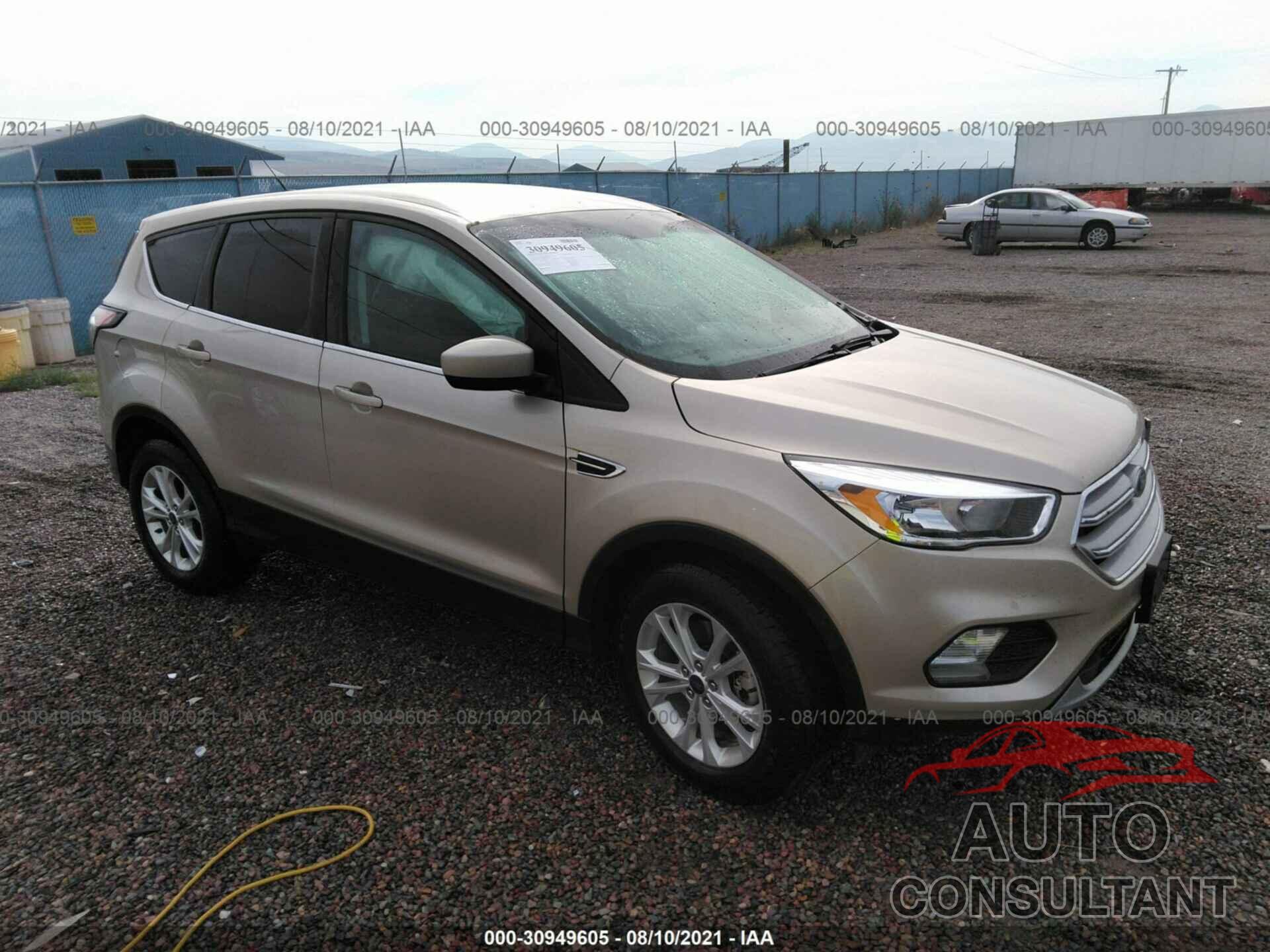 FORD ESCAPE 2017 - 1FMCU9GD2HUE75342