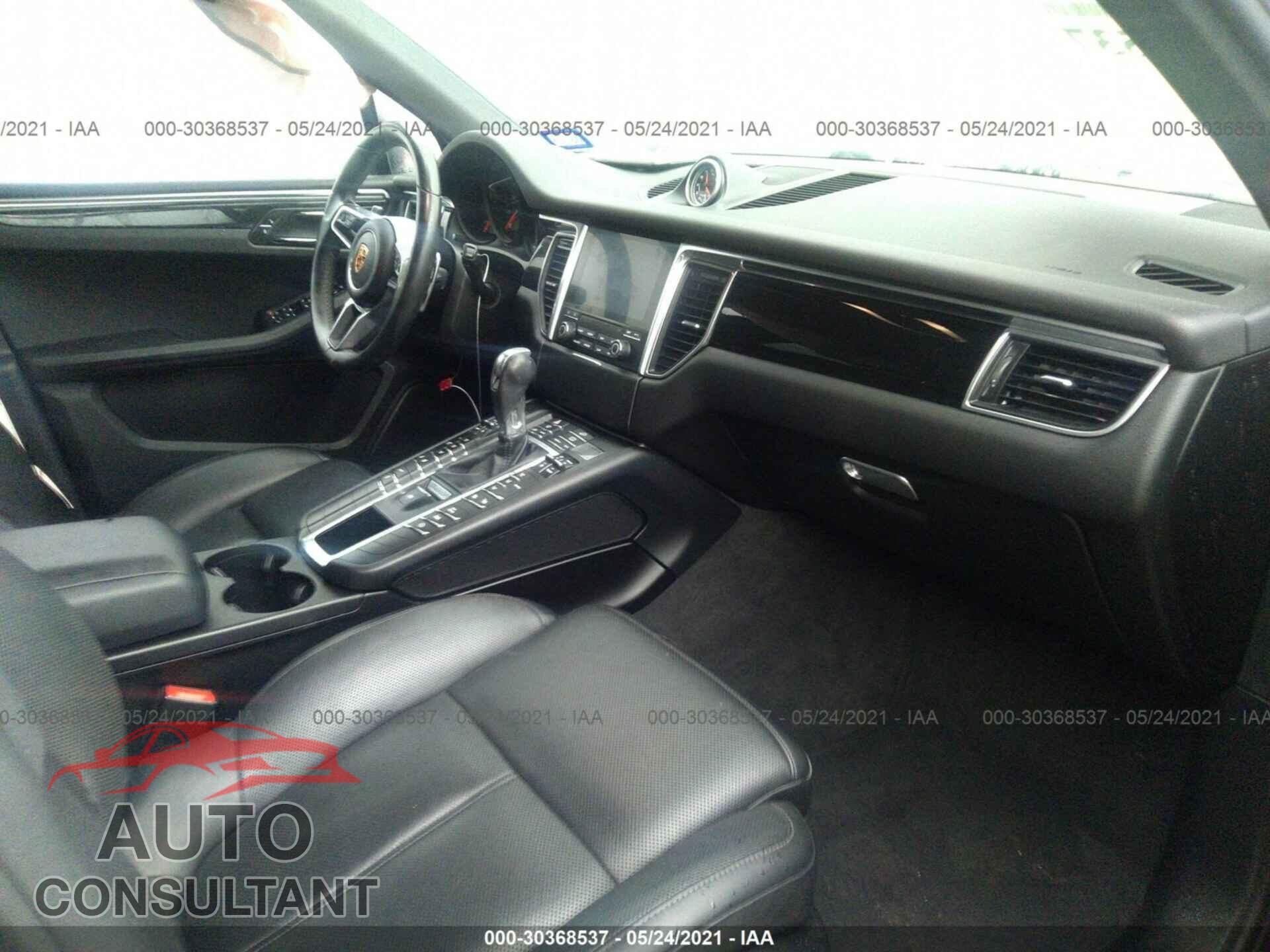 PORSCHE MACAN 2017 - WP1AA2A52HLB05168