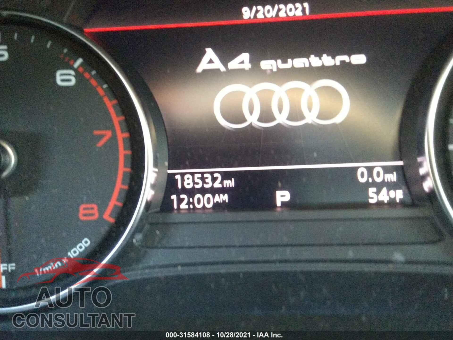 AUDI A4 2018 - WAUDNAF41JA139744