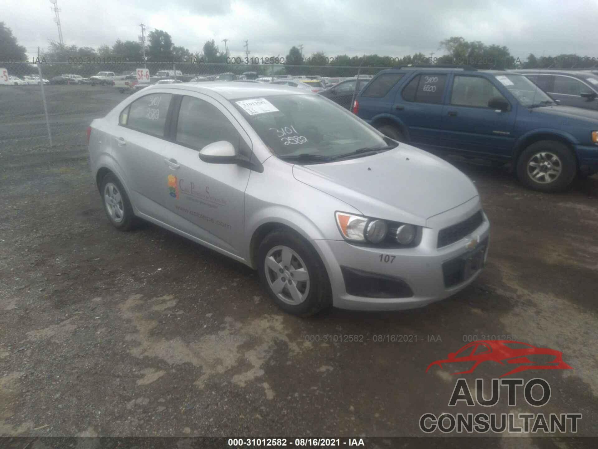 CHEVROLET SONIC 2016 - 1G1JA5SH2G4165321