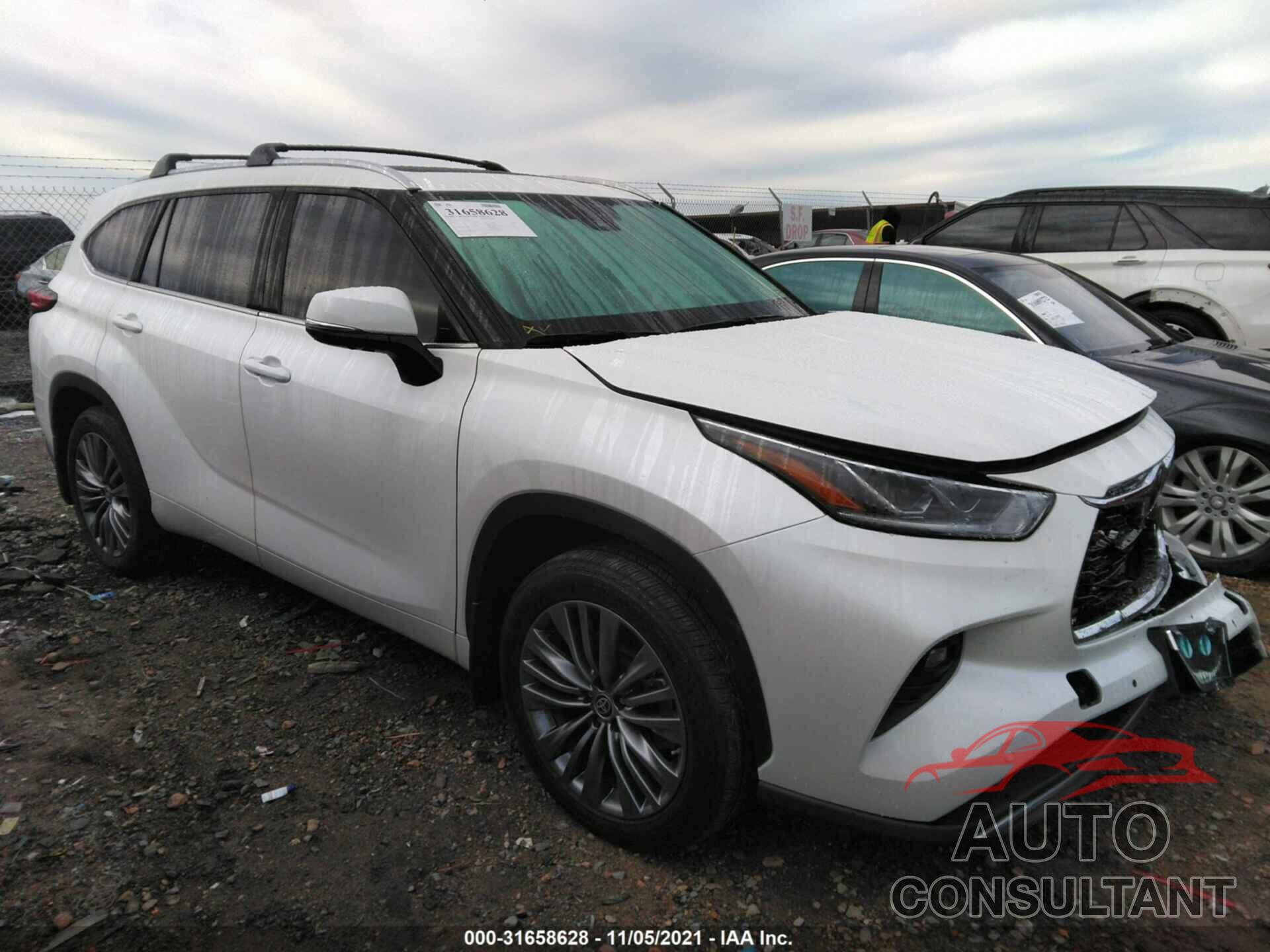 TOYOTA HIGHLANDER 2021 - 5TDFZRBH0MS138941