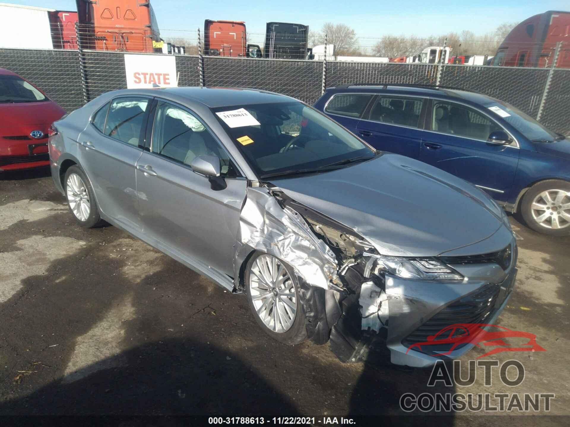 TOYOTA CAMRY 2019 - 4T1B11HK9KU828086