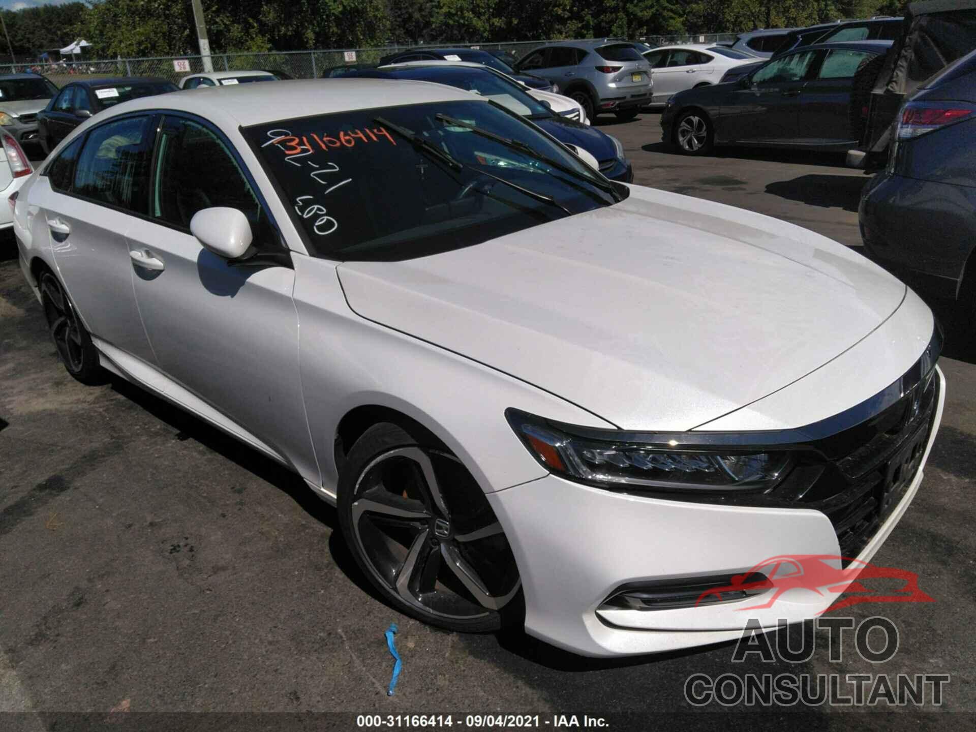 HONDA ACCORD SEDAN 2018 - 1HGCV1F33JA067355