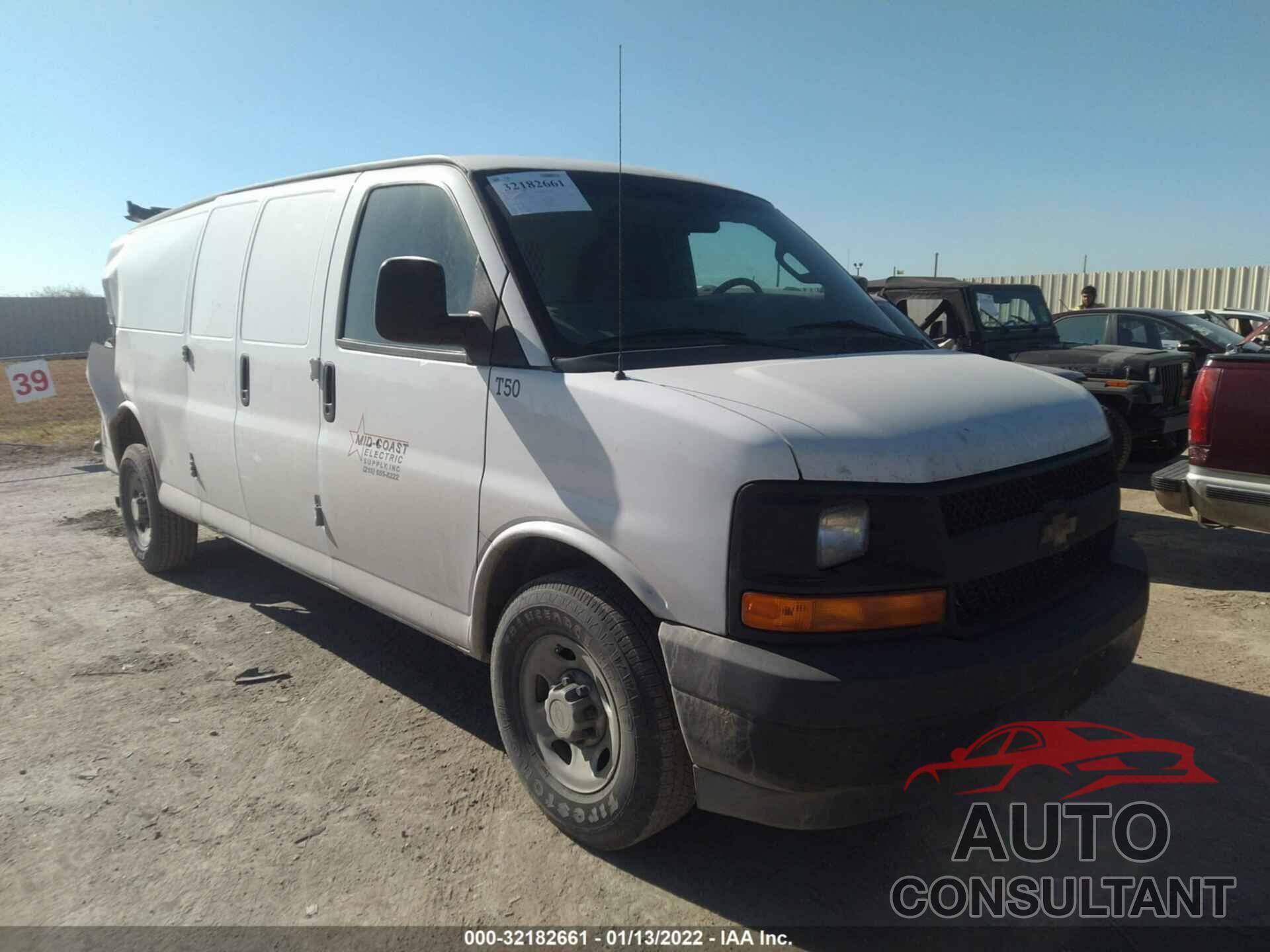 CHEVROLET EXPRESS CARGO VAN 2017 - 1GCWGBFF2H1105867