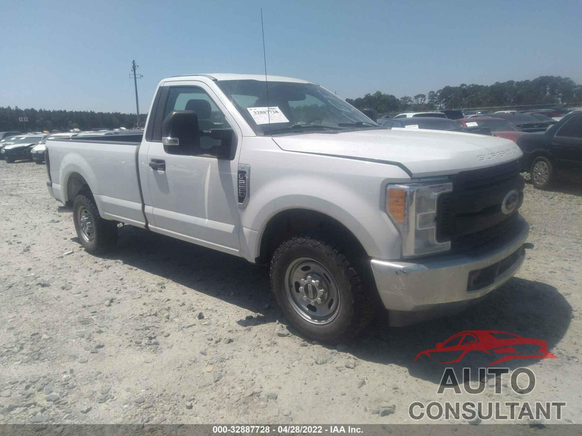 FORD SUPER DUTY F-250 SRW 2017 - 1FTBF2A64HEF00229