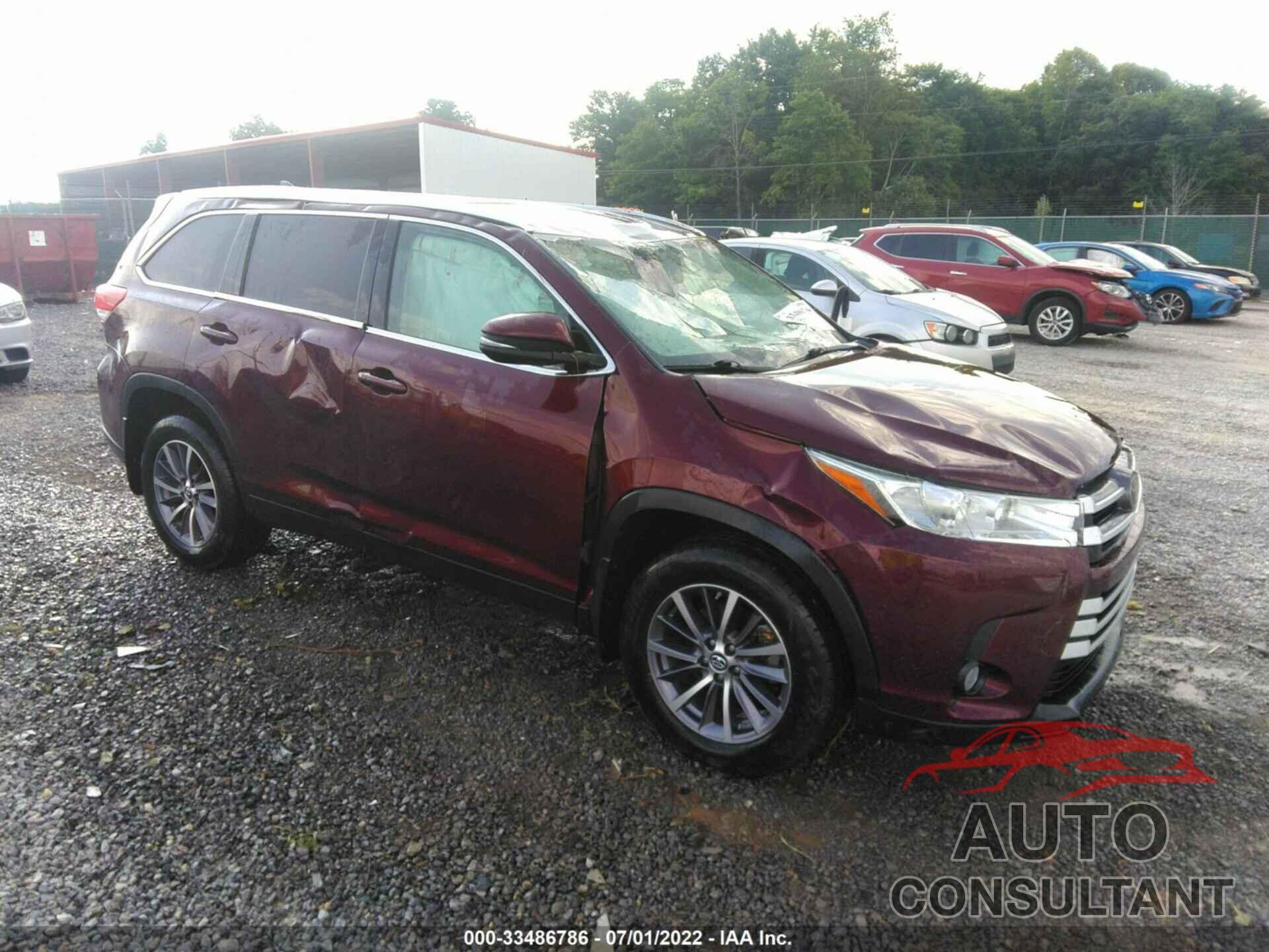 TOYOTA HIGHLANDER 2019 - 5TDJZRFH9KS951289