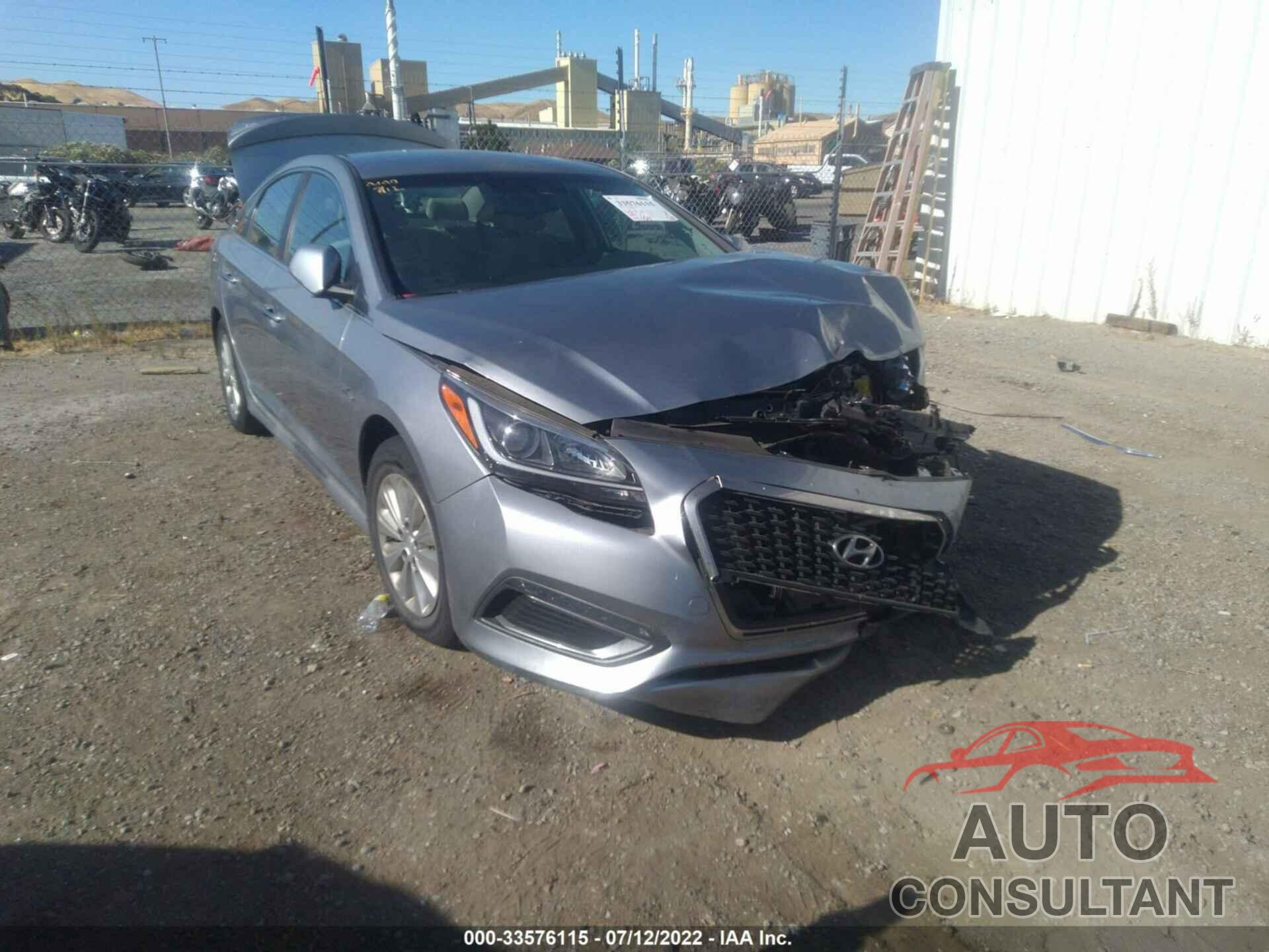 HYUNDAI SONATA HYBRID 2016 - KMHE24L17GA040328