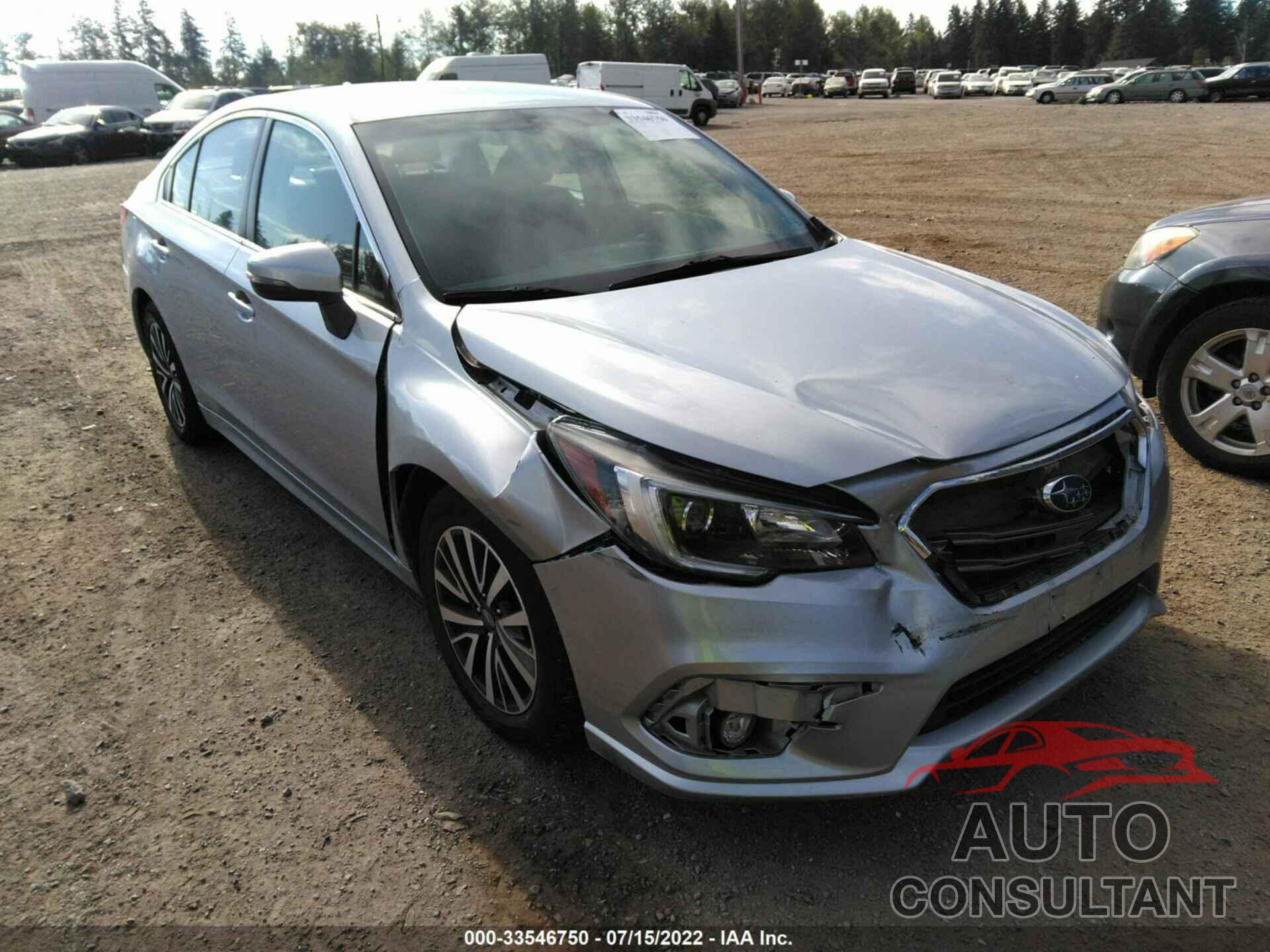 SUBARU LEGACY 2019 - 4S3BNAF69K3035925