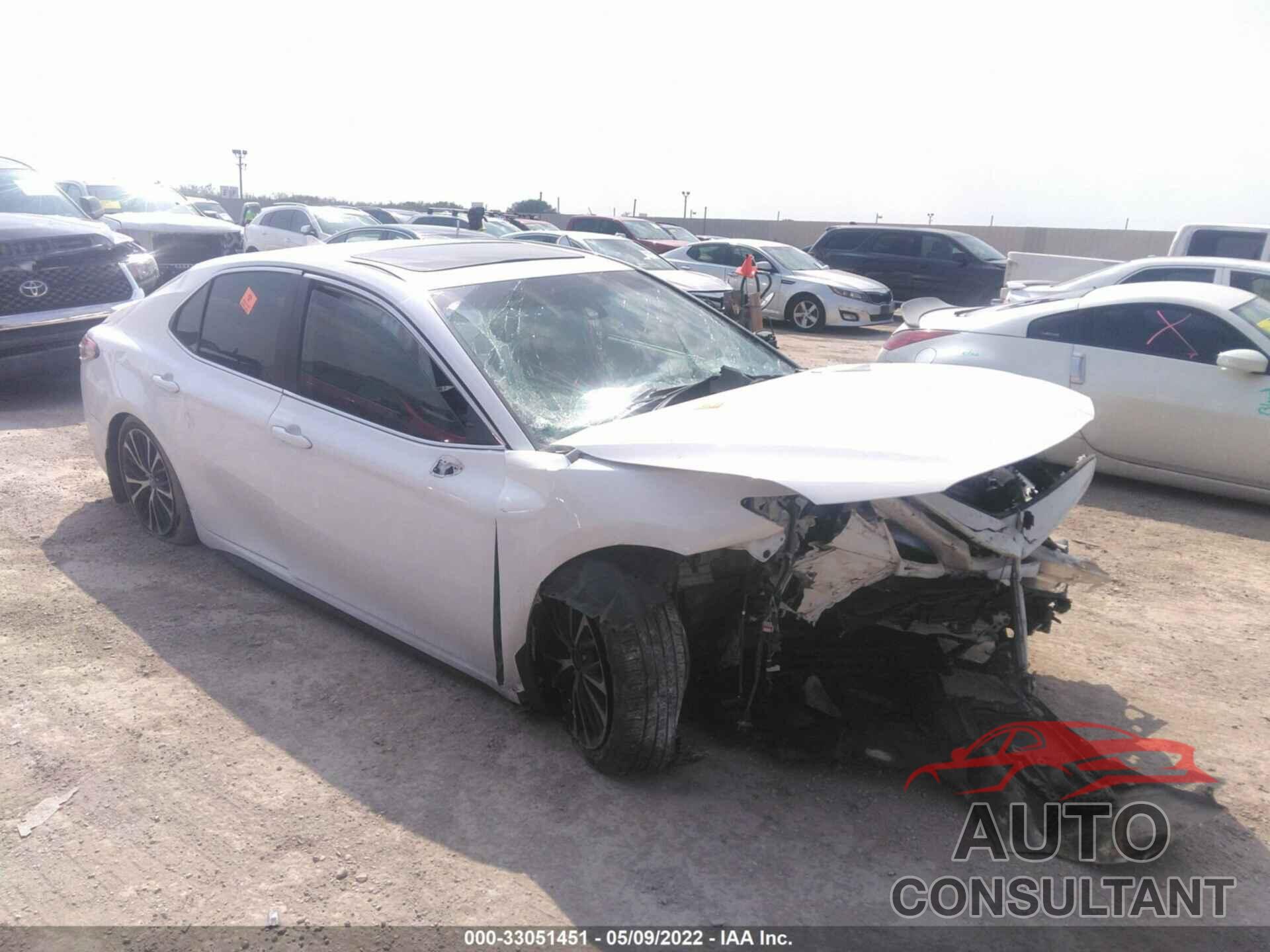 TOYOTA CAMRY 2020 - 4T1G11AK0LU899212