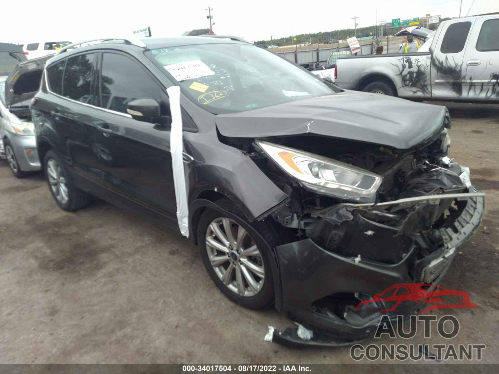 FORD ESCAPE 2017 - 1FMCU0J98HUD44450