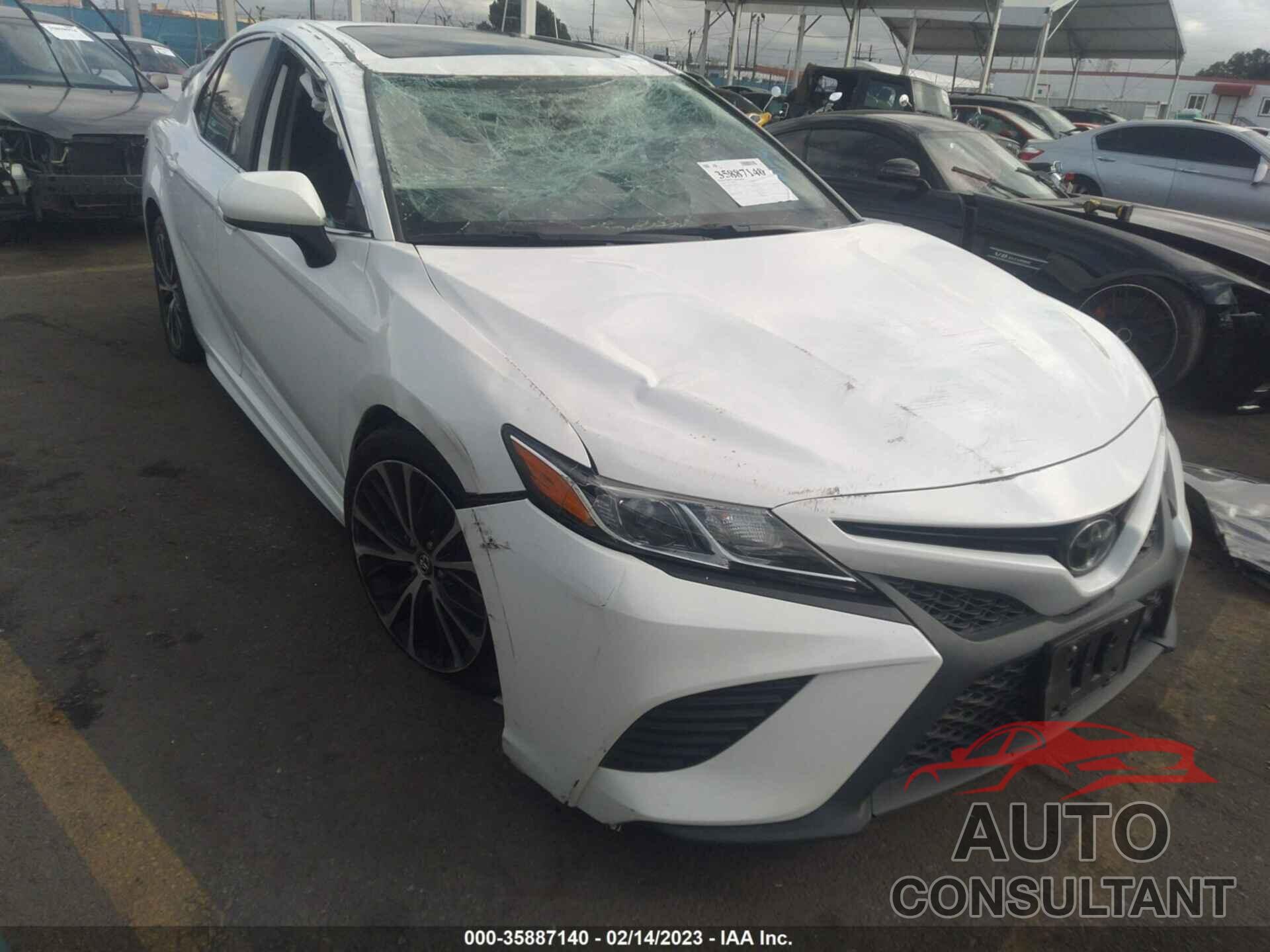 TOYOTA CAMRY 2019 - 4T1B11HK1KU193400